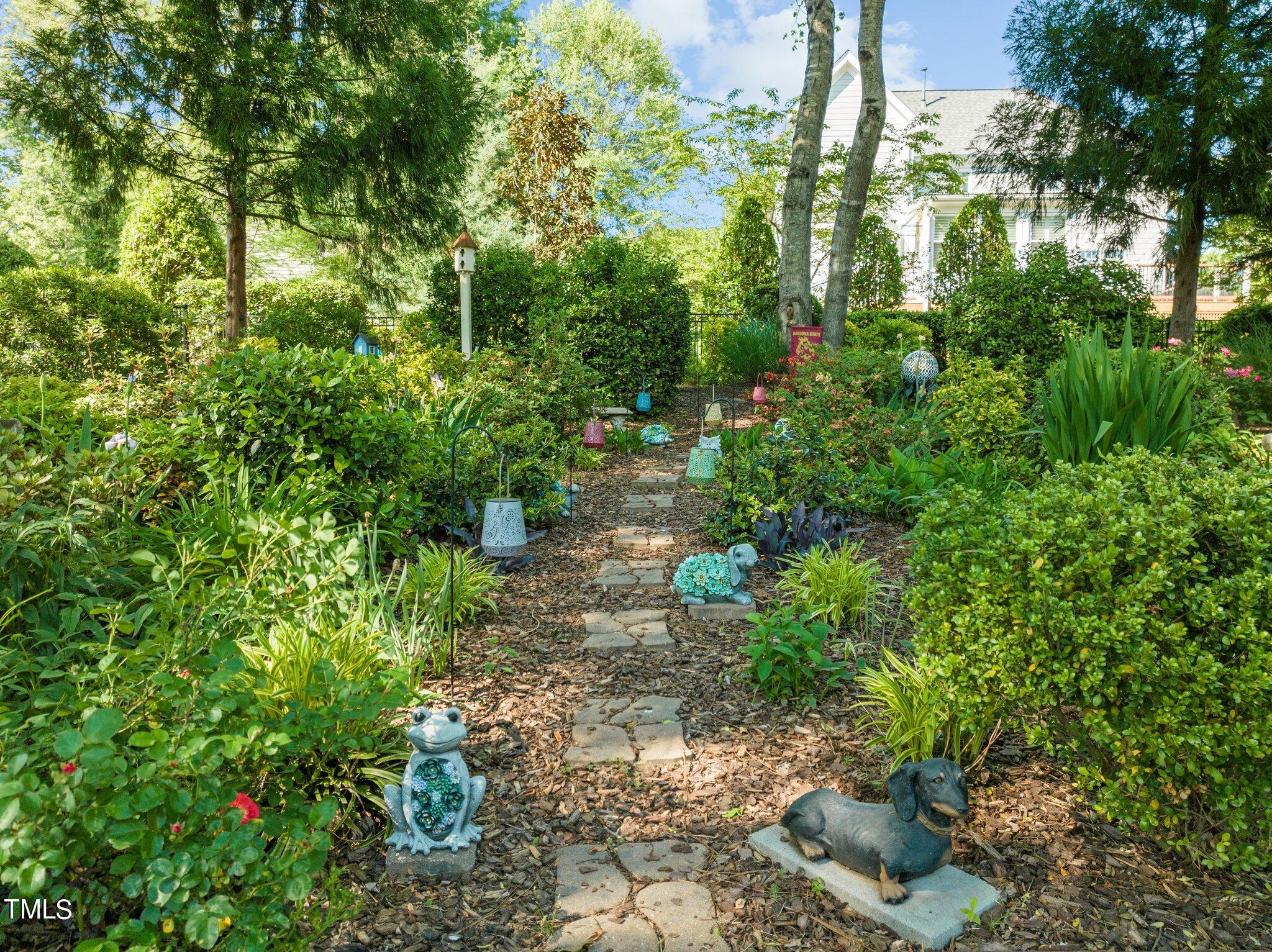 7321 Capulin Crest Drive