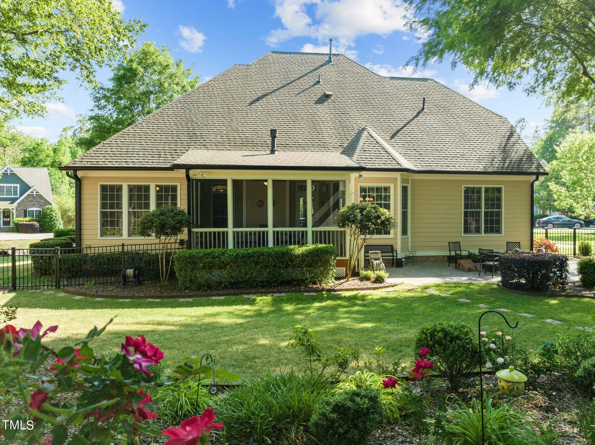 7321 Capulin Crest Drive