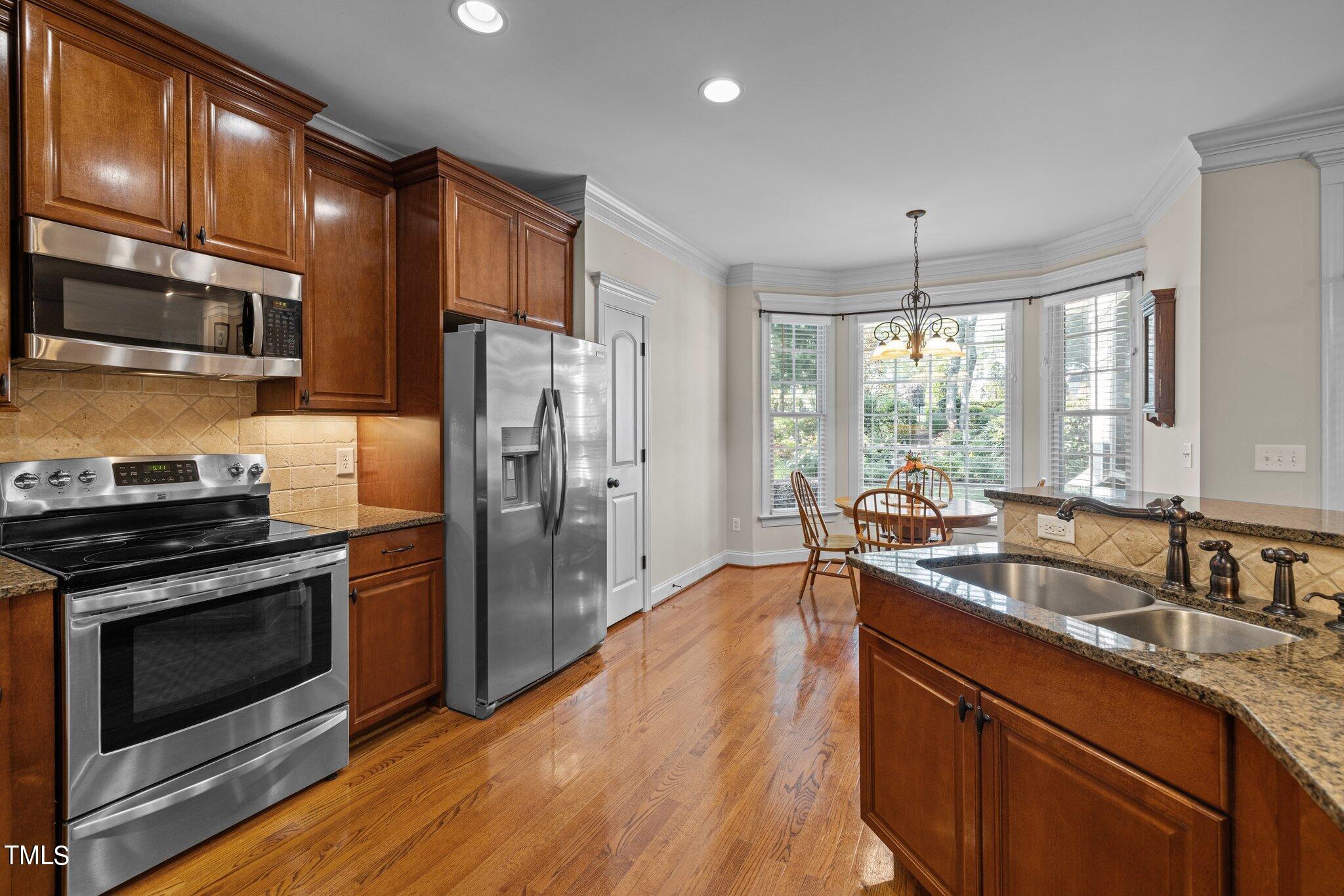 7321 Capulin Crest Drive