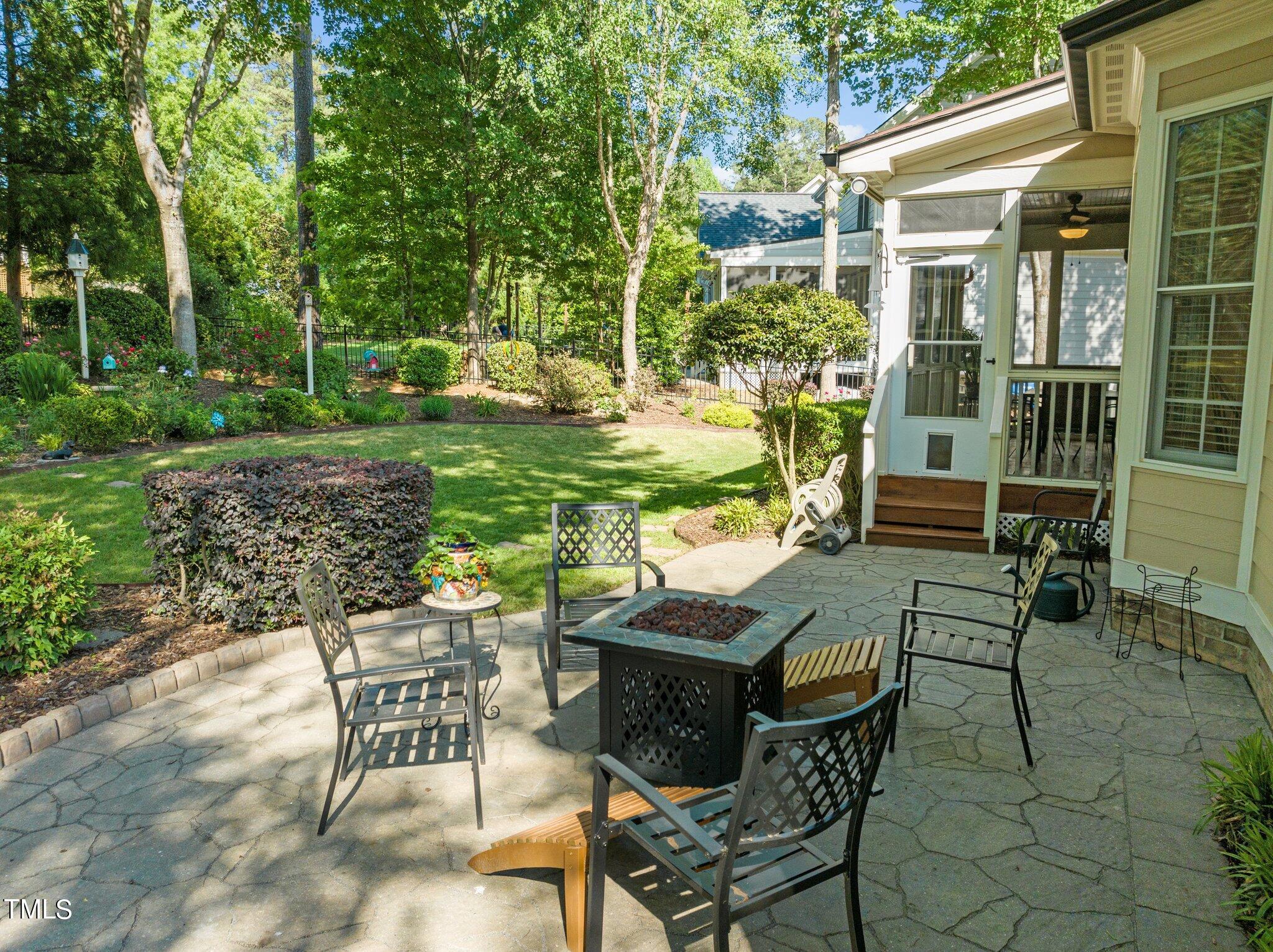 7321 Capulin Crest Drive