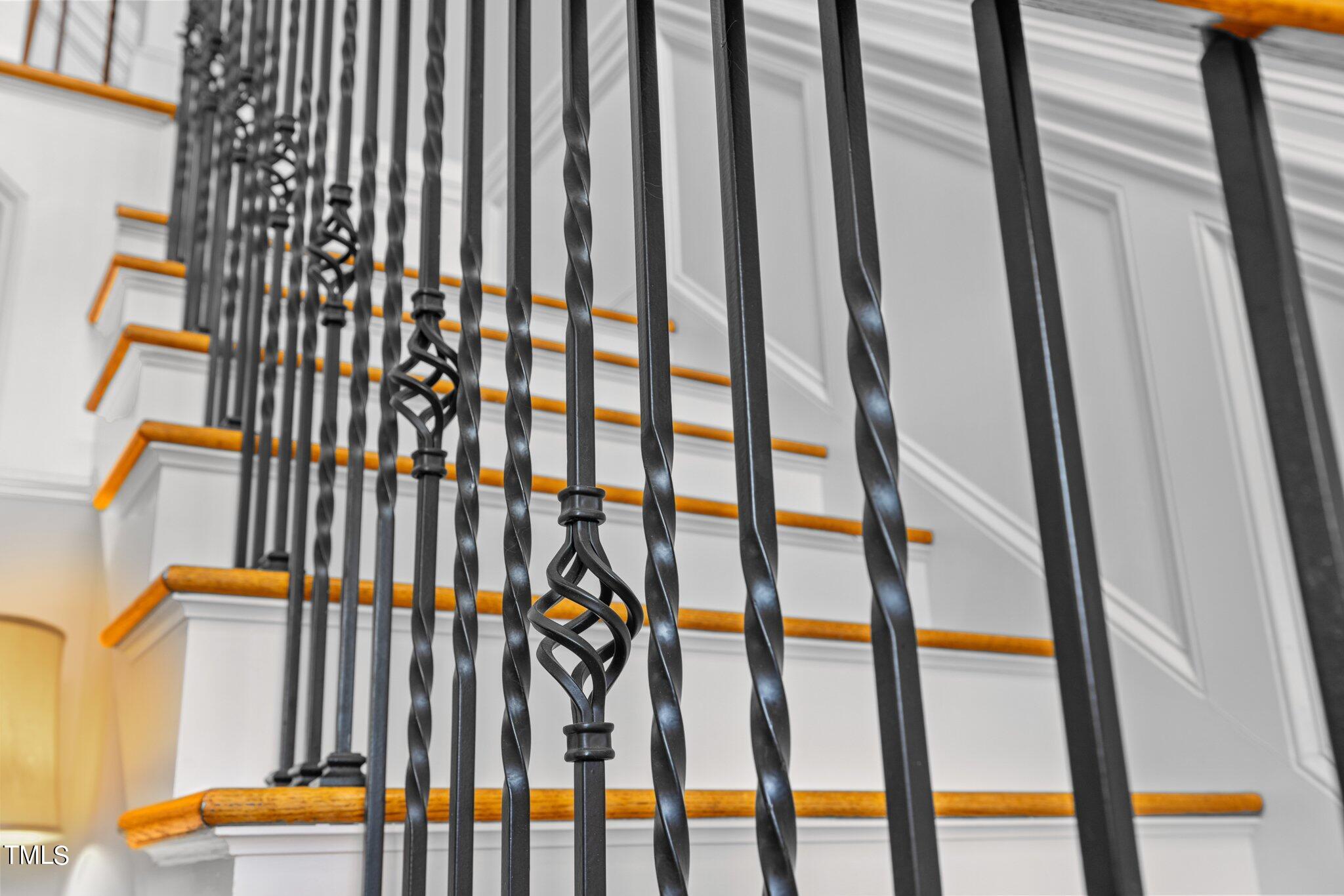 7321 Capulin Crest Drive