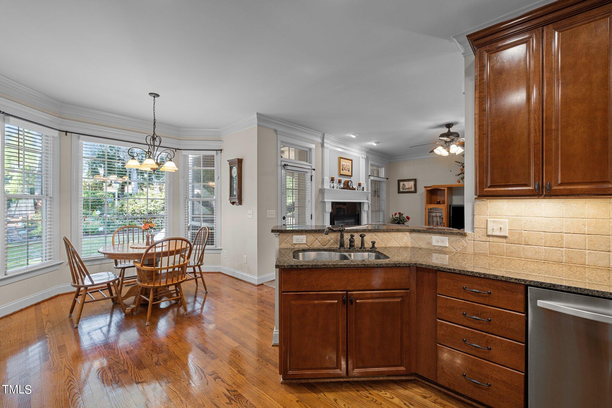 7321 Capulin Crest Drive