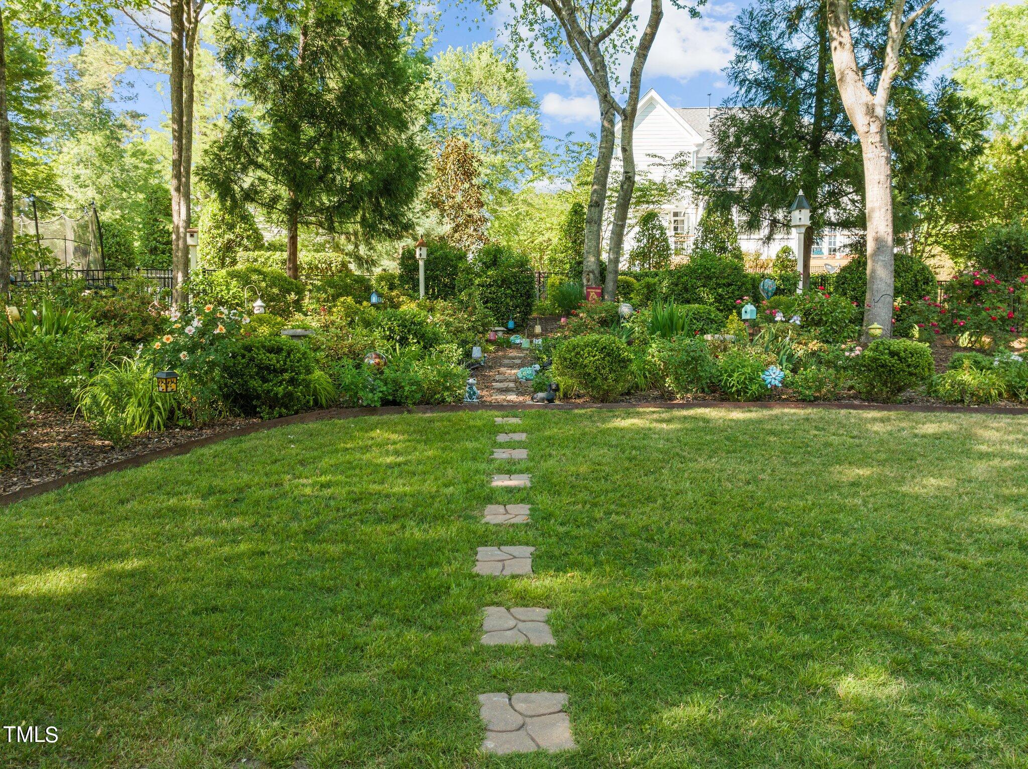 7321 Capulin Crest Drive