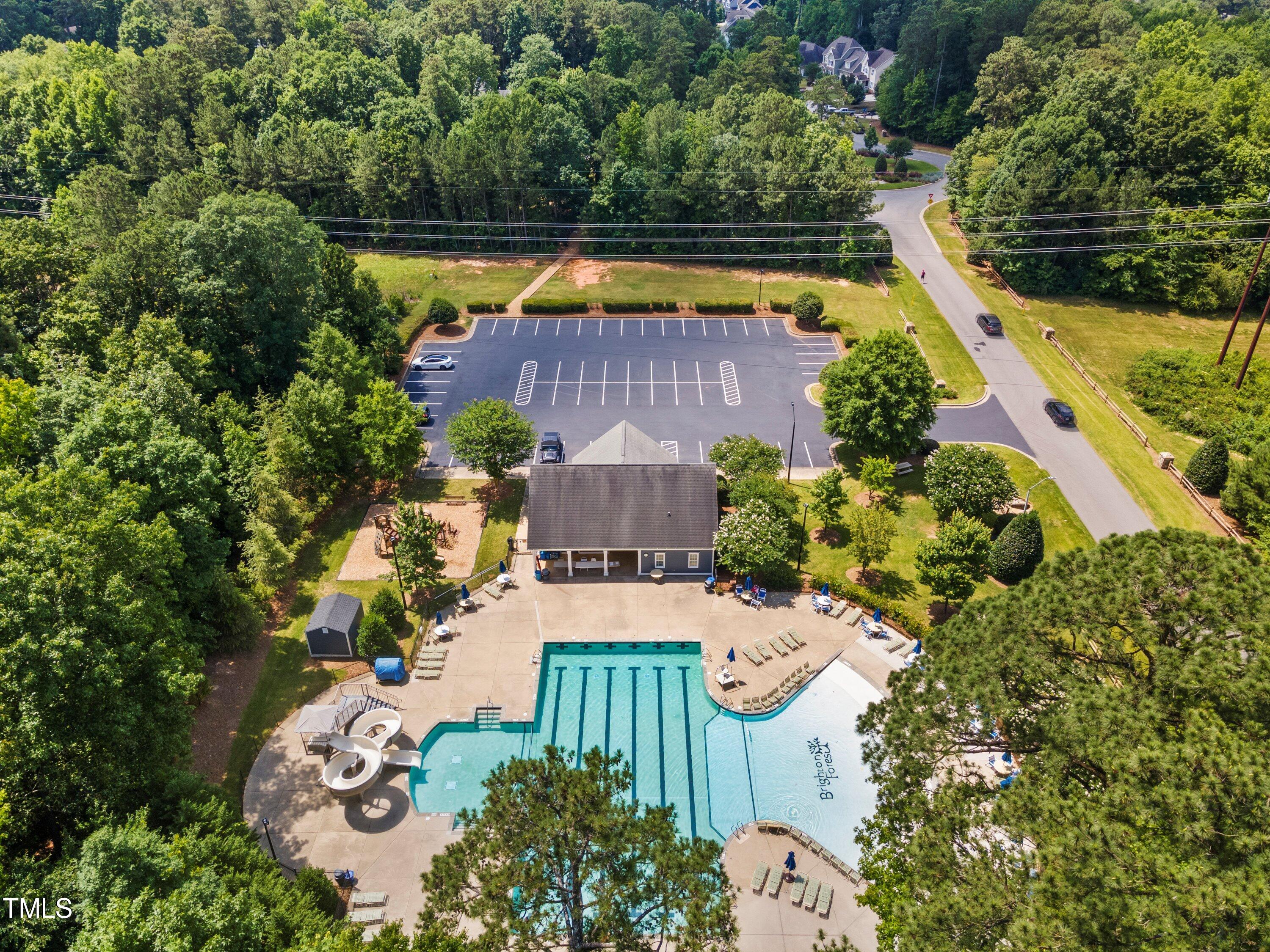 4300 Windsong Circle