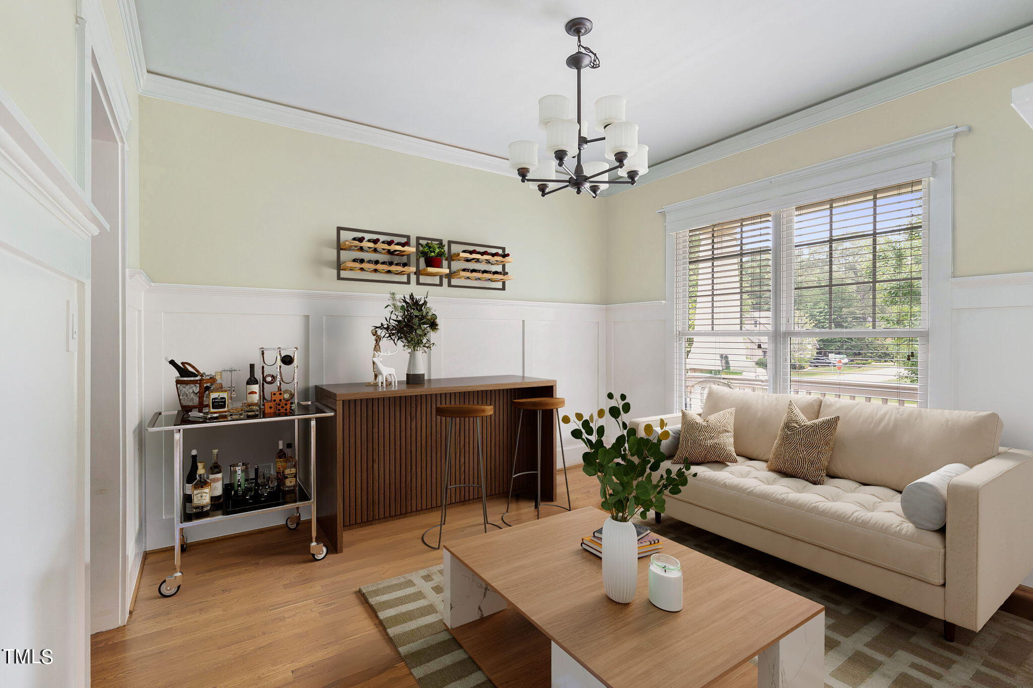 4300 Windsong Circle