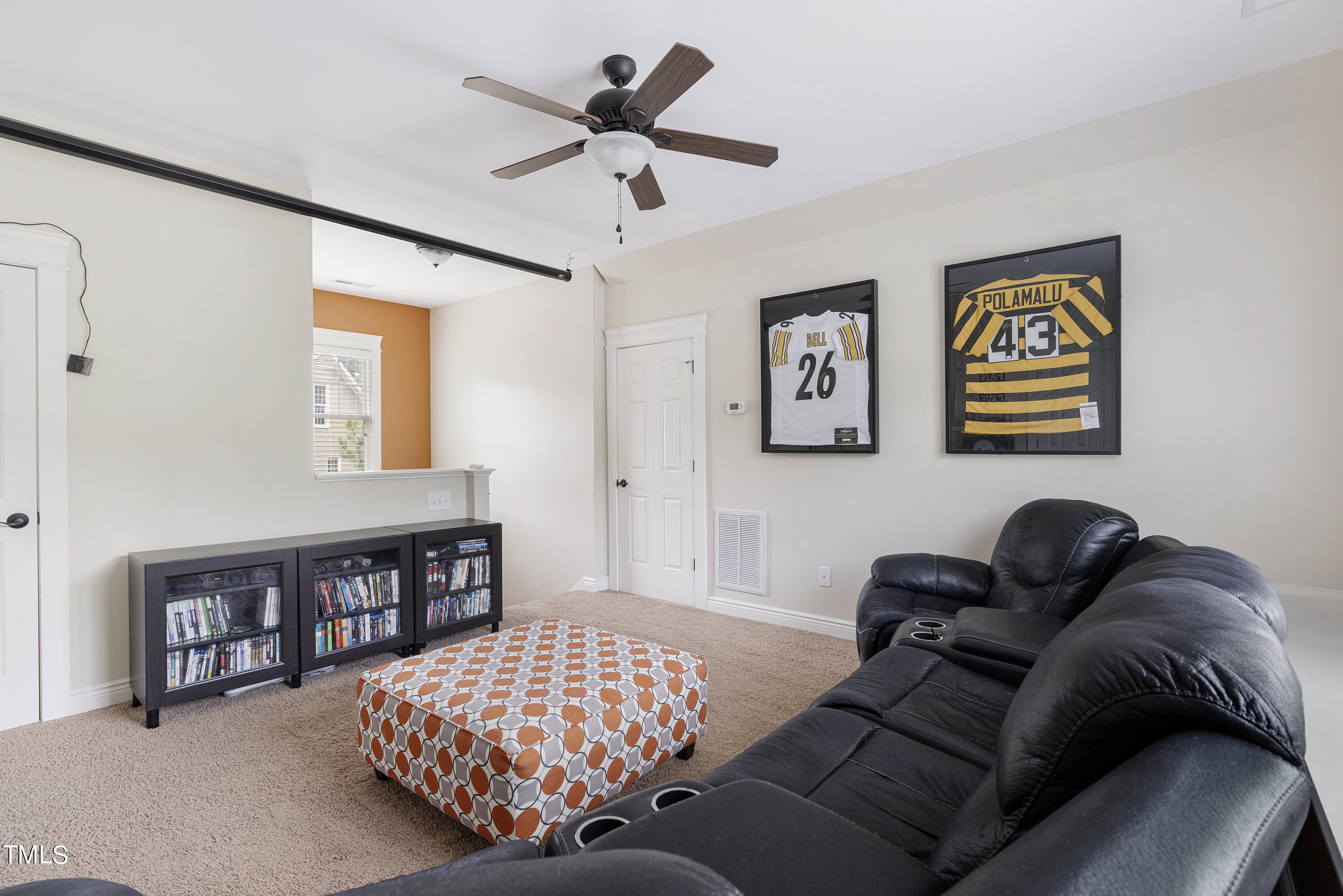 4300 Windsong Circle