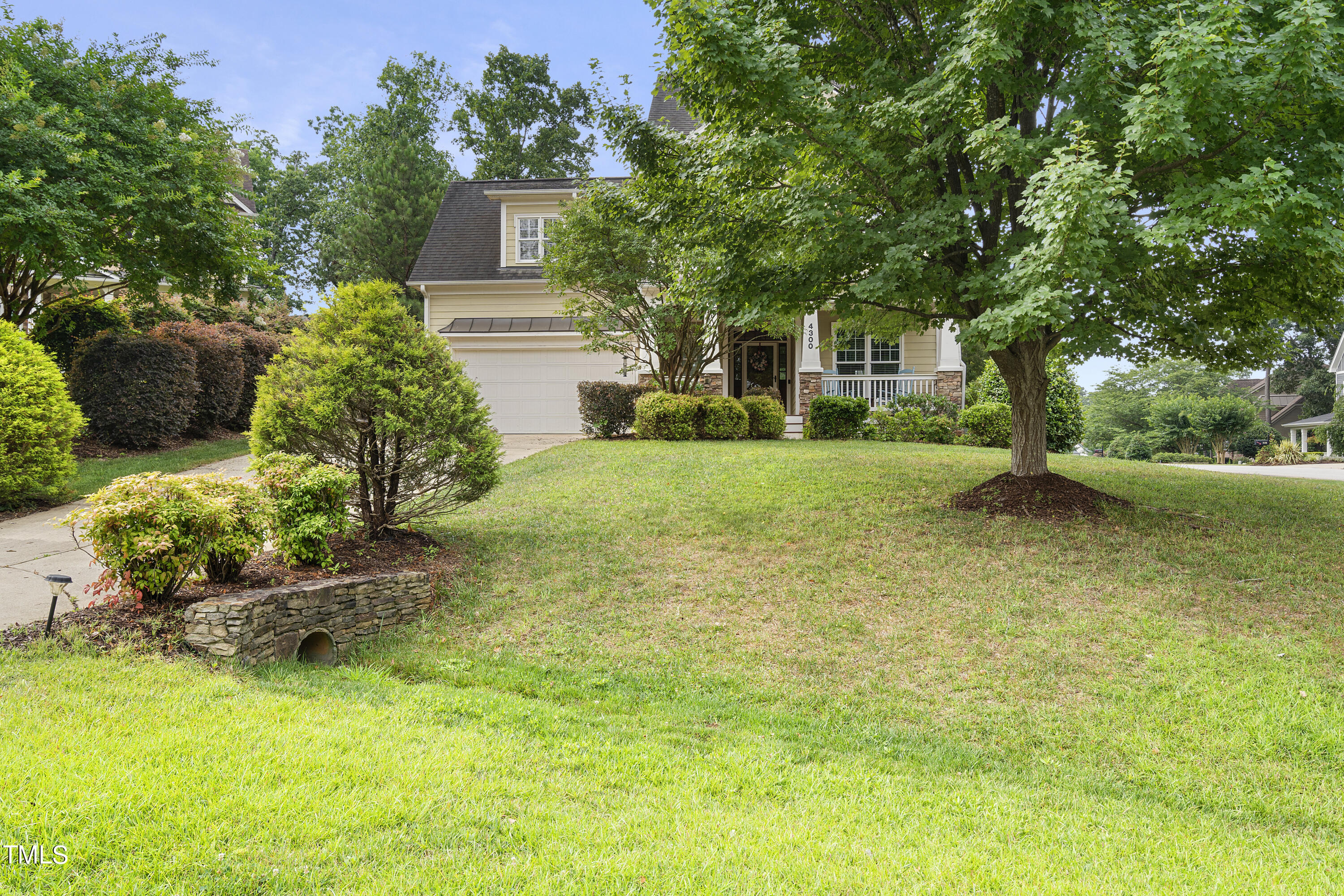 4300 Windsong Circle