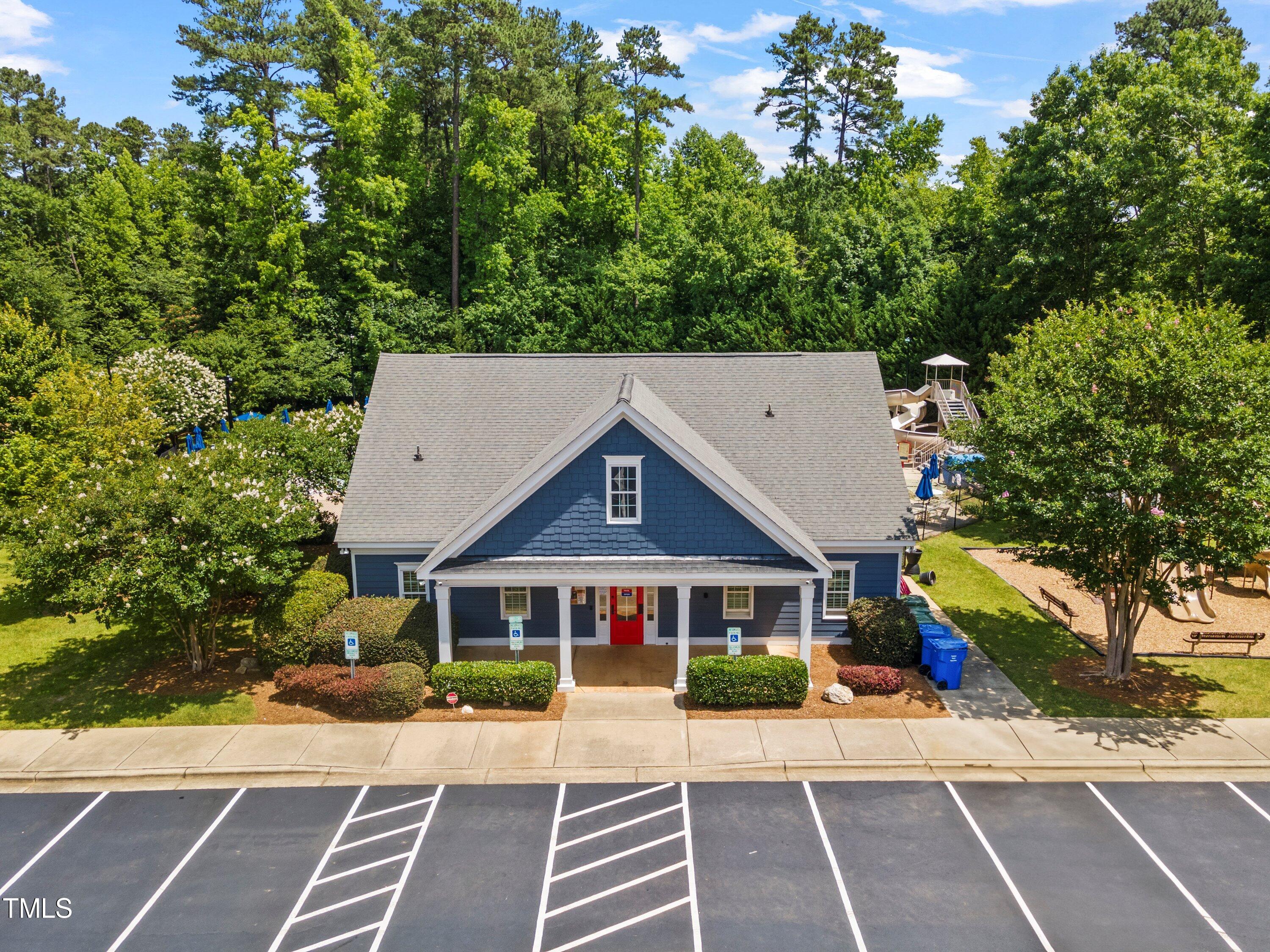 4300 Windsong Circle