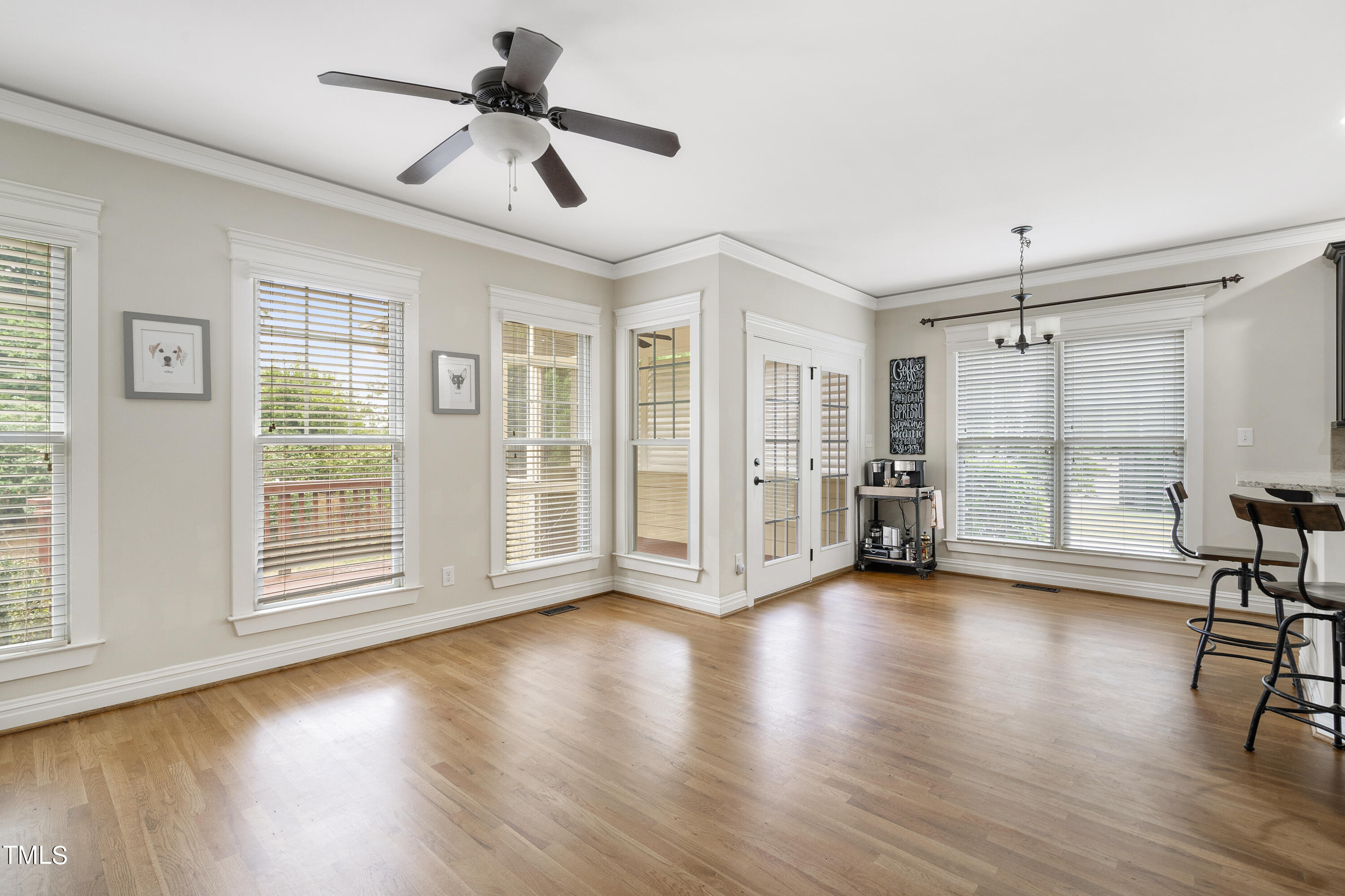 4300 Windsong Circle