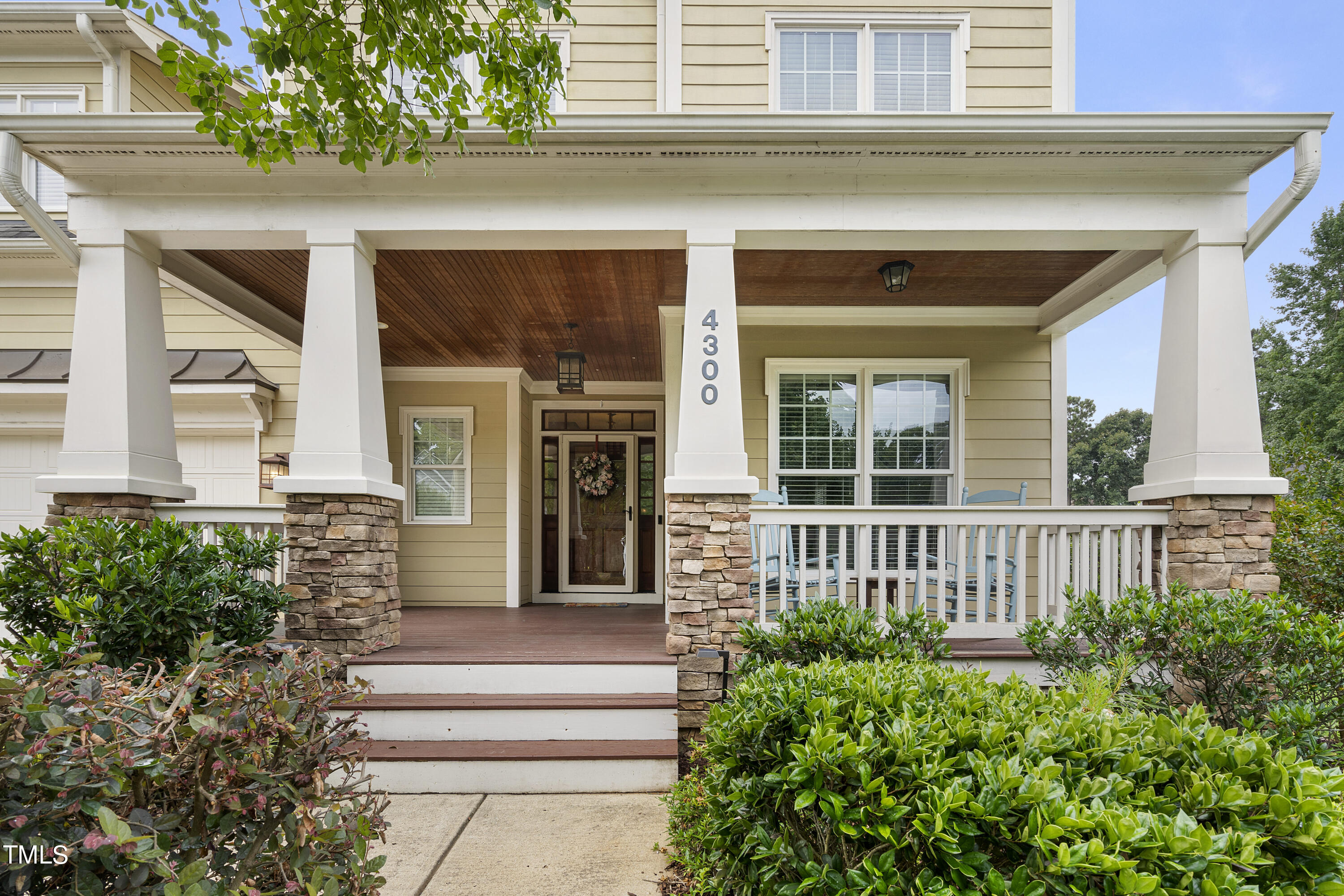 4300 Windsong Circle