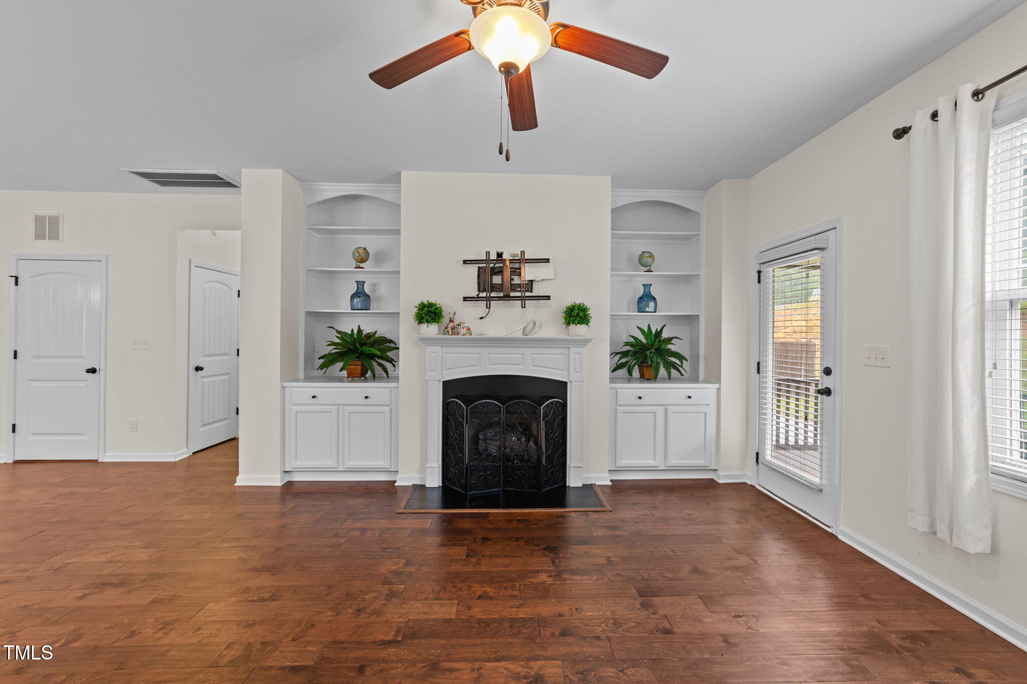 118 Balboa Parkway