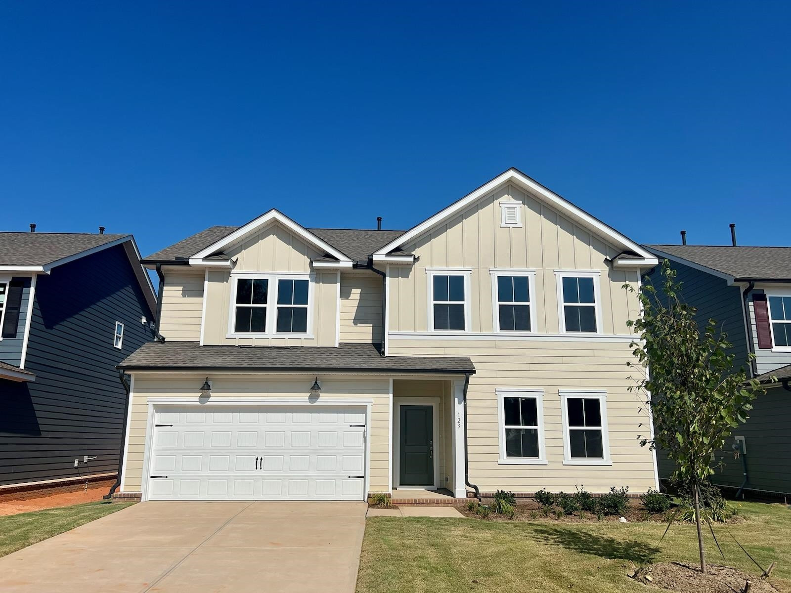 123 Malcoms Meadow Street