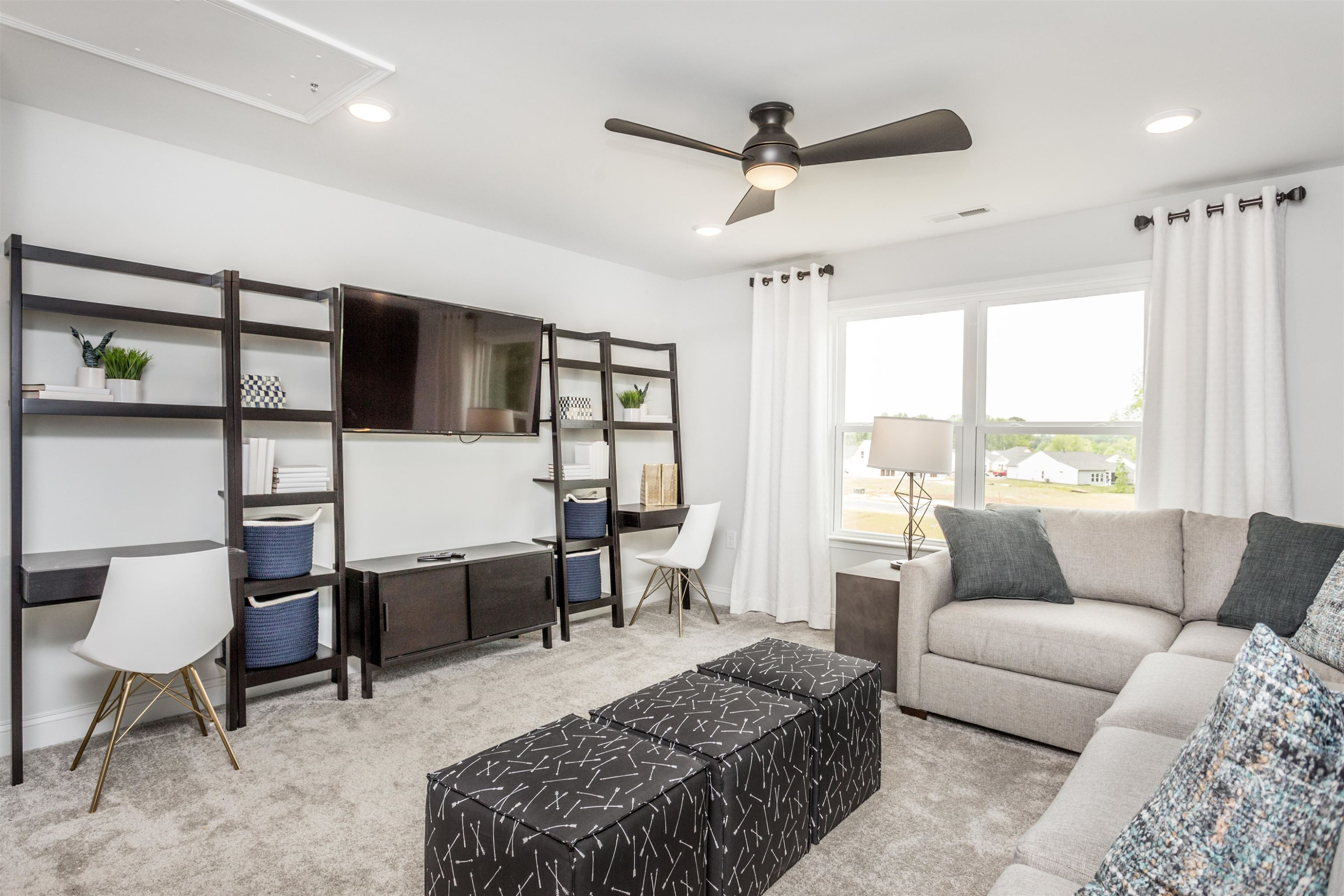 123 Malcoms Meadow Street