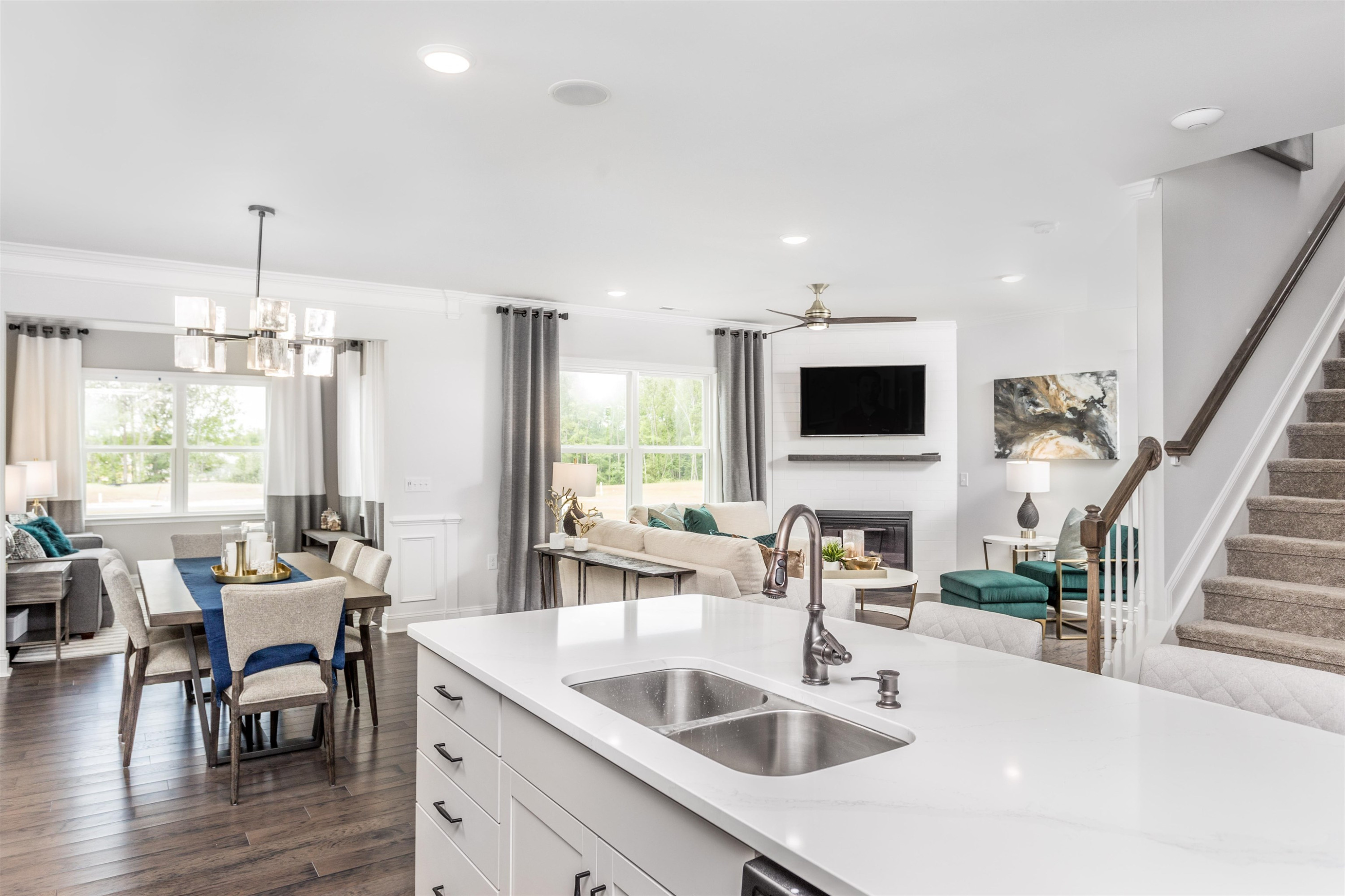 123 Malcoms Meadow Street