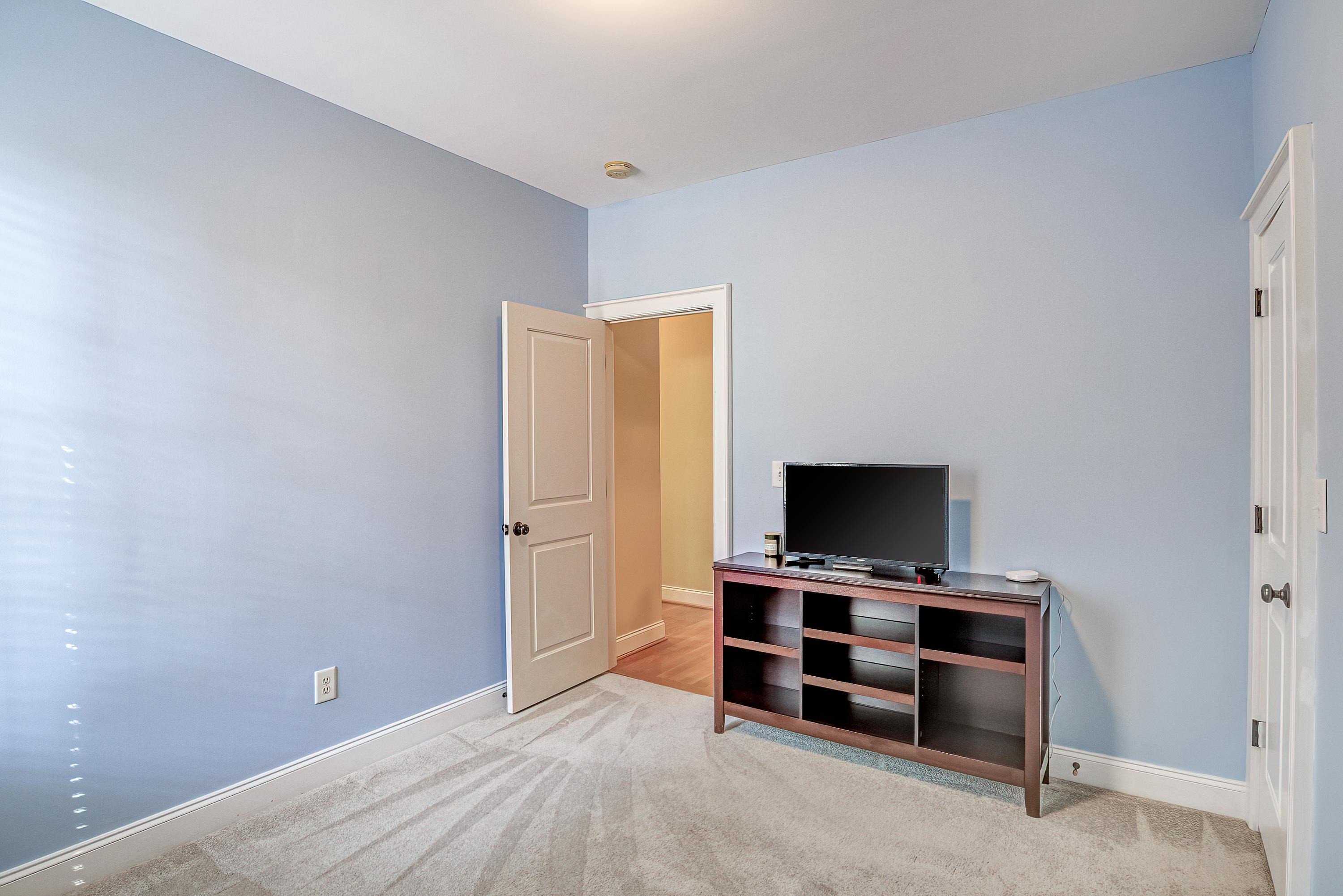 450 W Walker Woods Lane