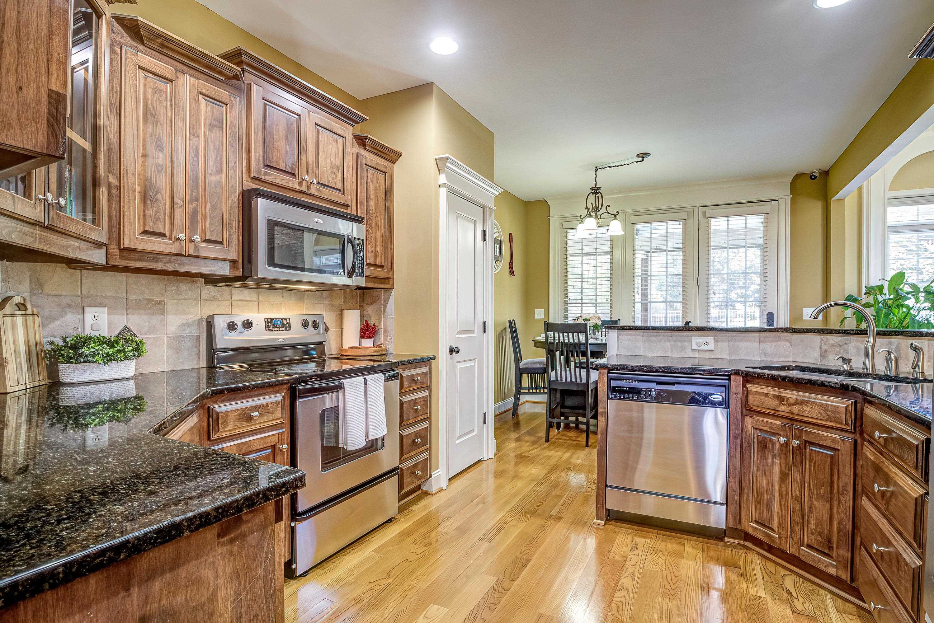 450 W Walker Woods Lane