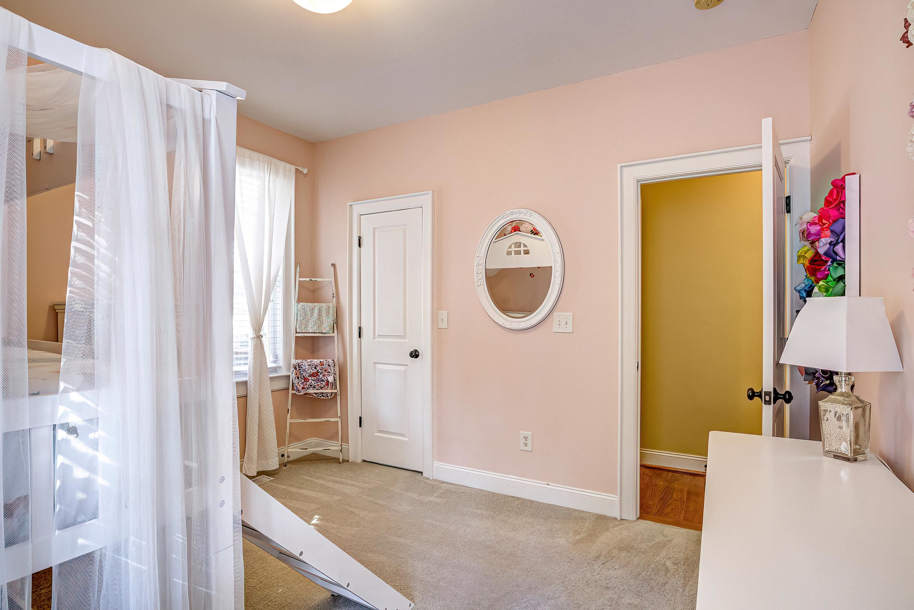 450 W Walker Woods Lane