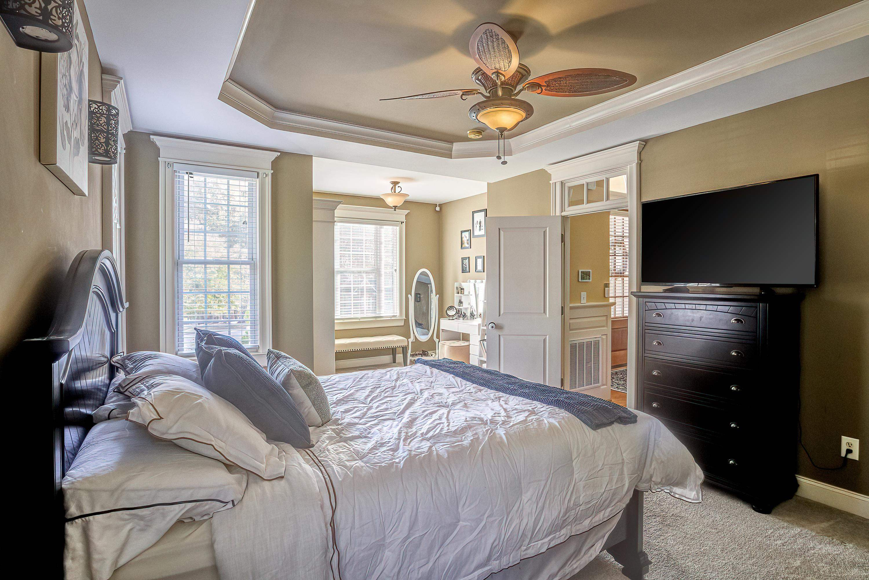 450 W Walker Woods Lane