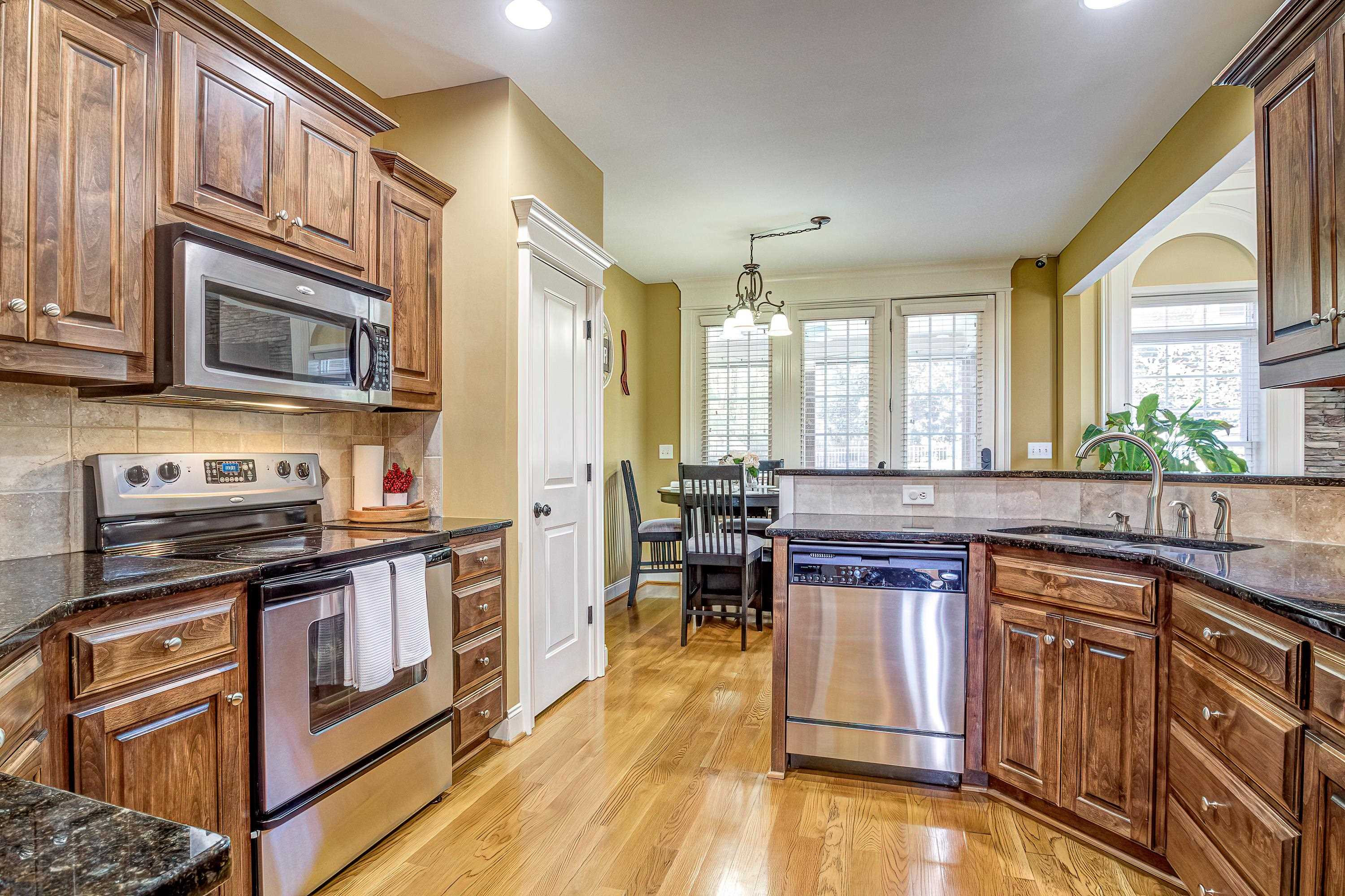 450 W Walker Woods Lane