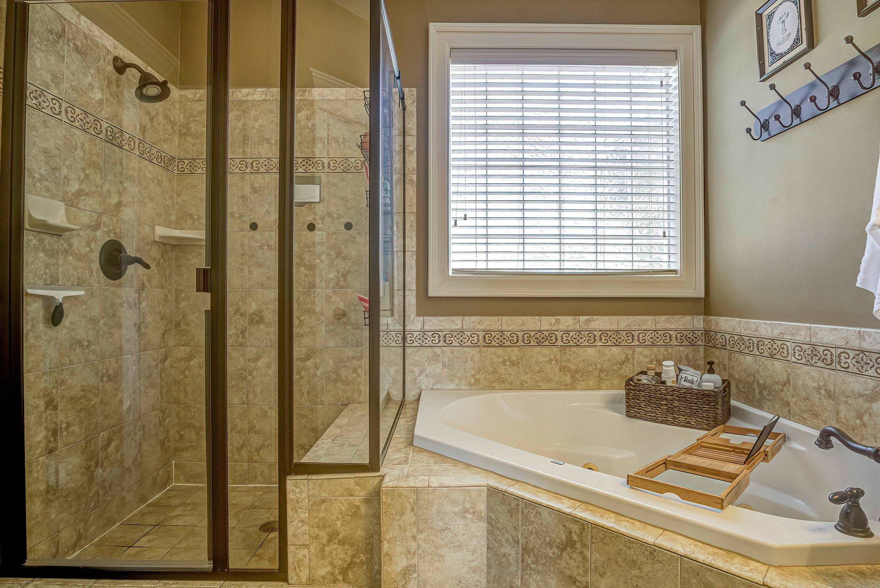 450 W Walker Woods Lane