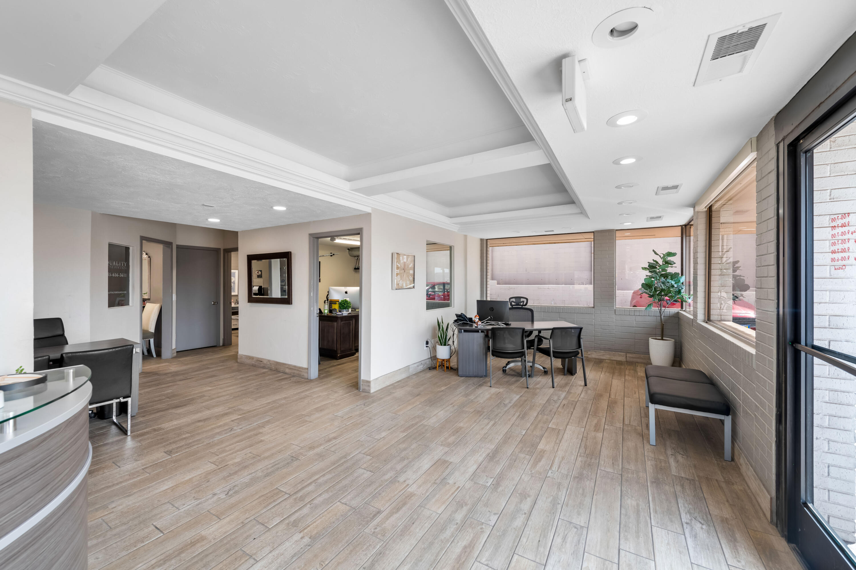 635 E St. George Boulevard