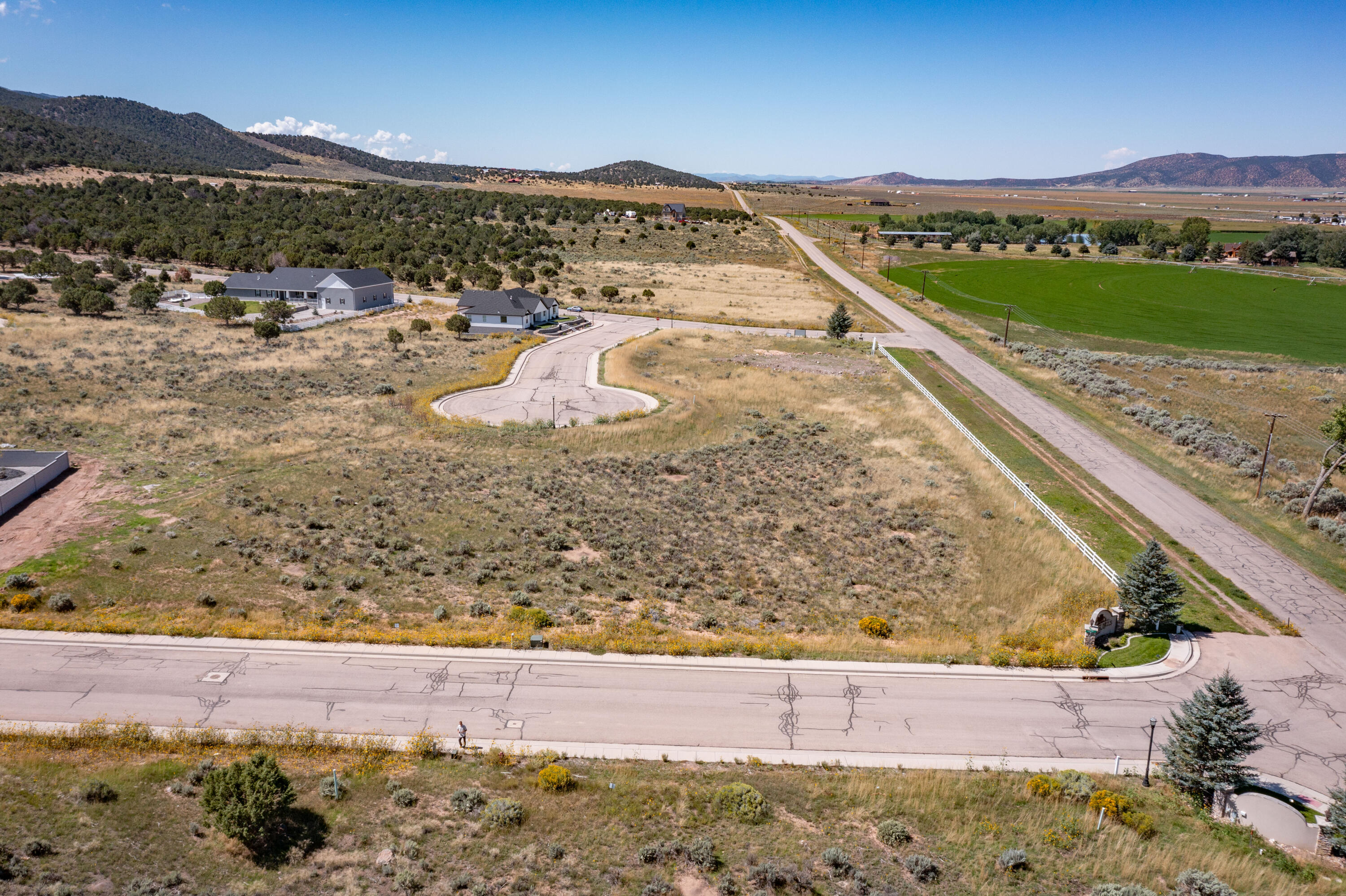 1566 W Flint CIR Unit: 2