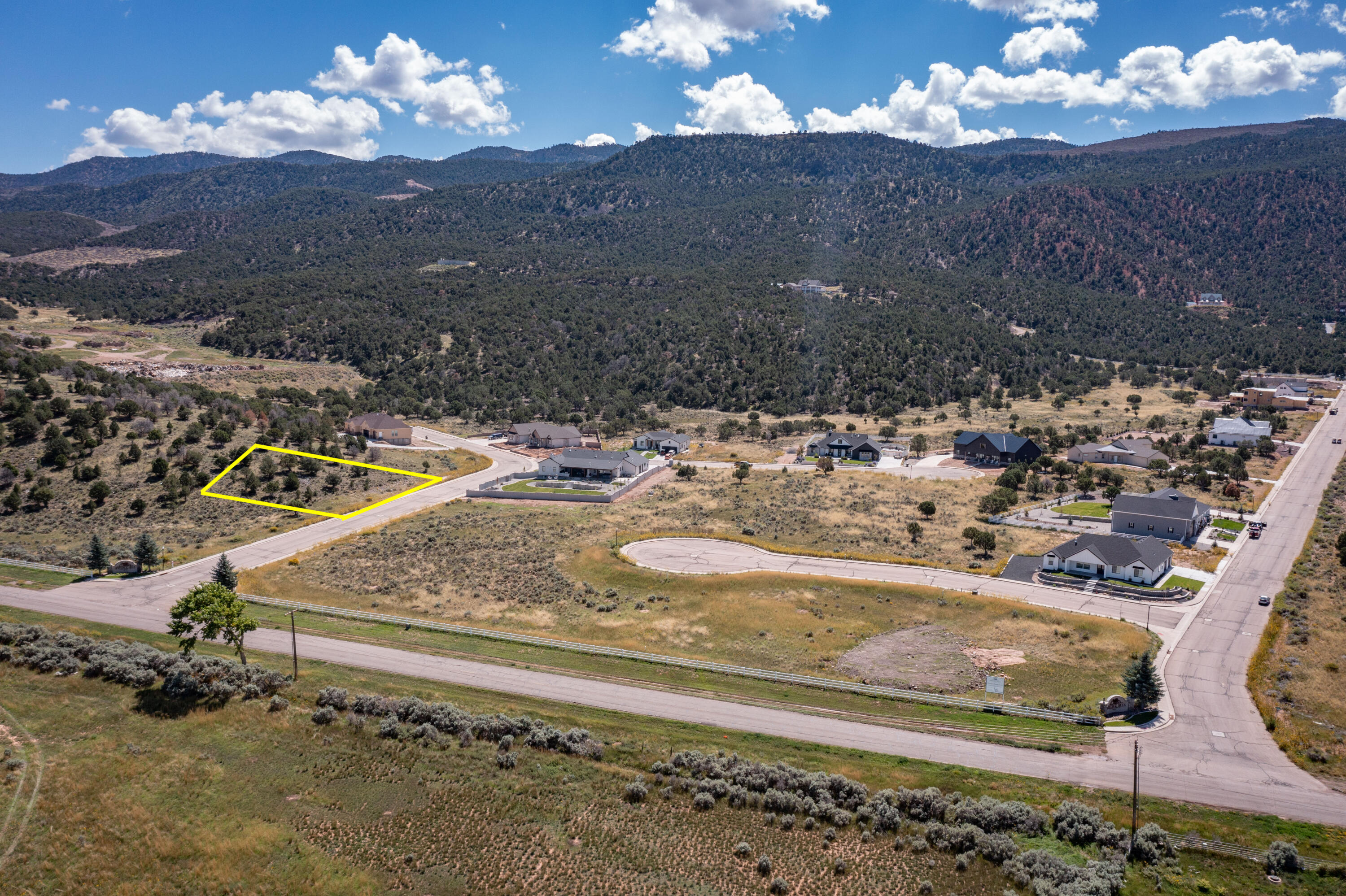 701 S Heritage Hls DR Unit: 33