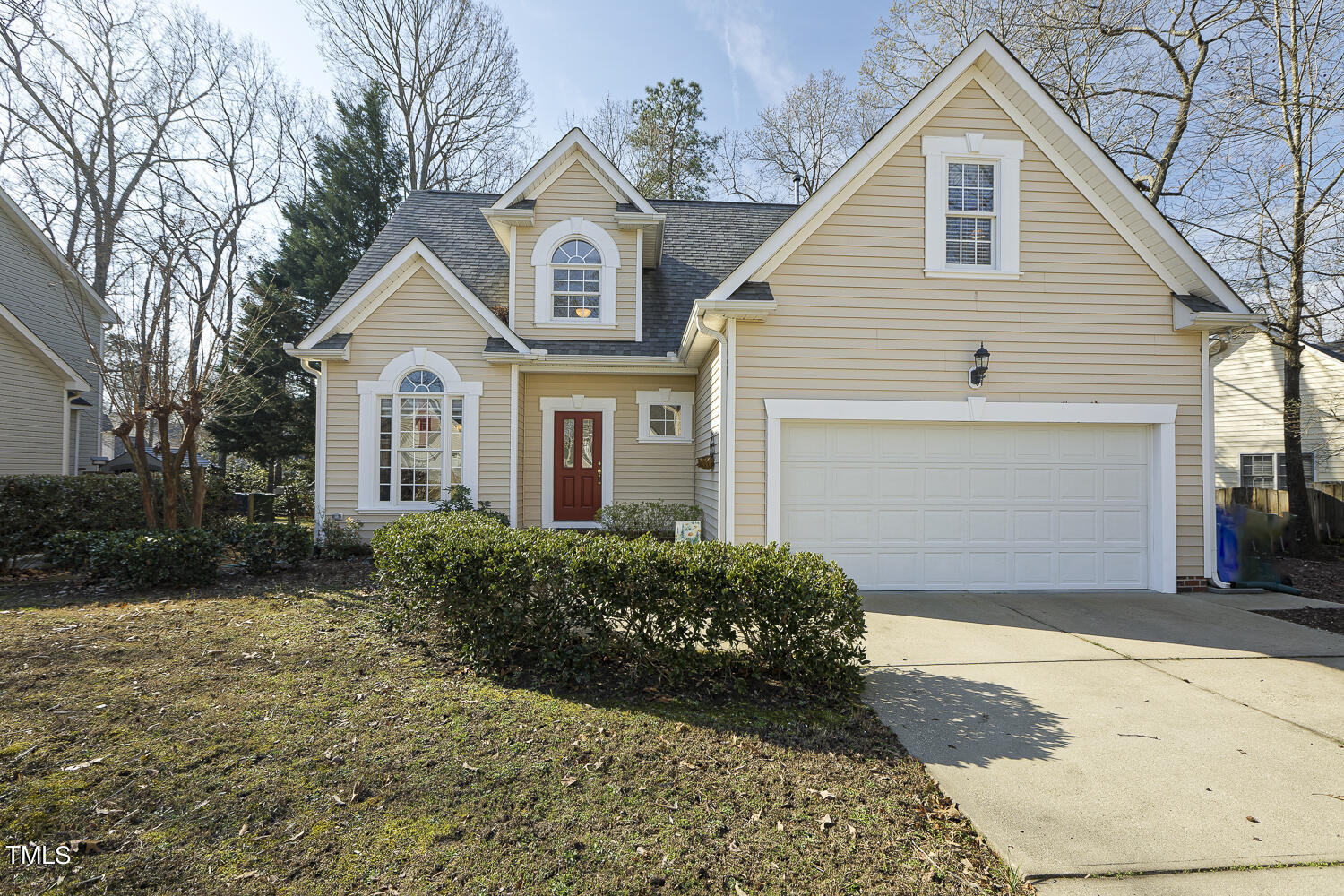 924 Glenmacie Drive 