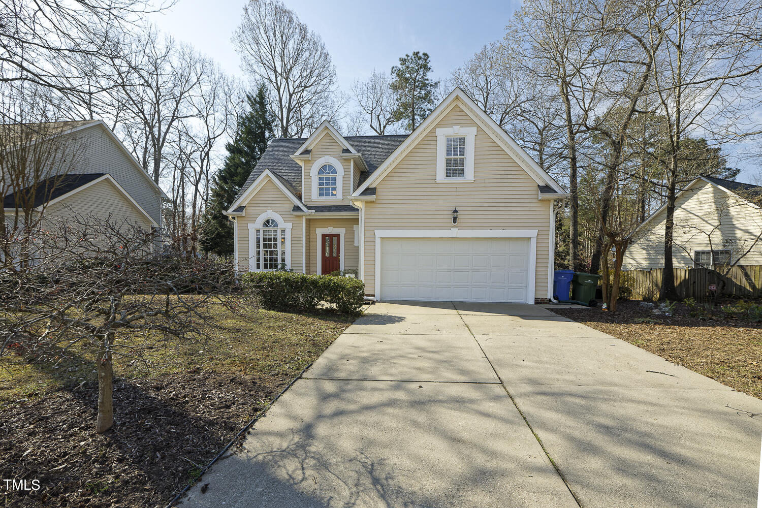 924 Glenmacie Drive 
