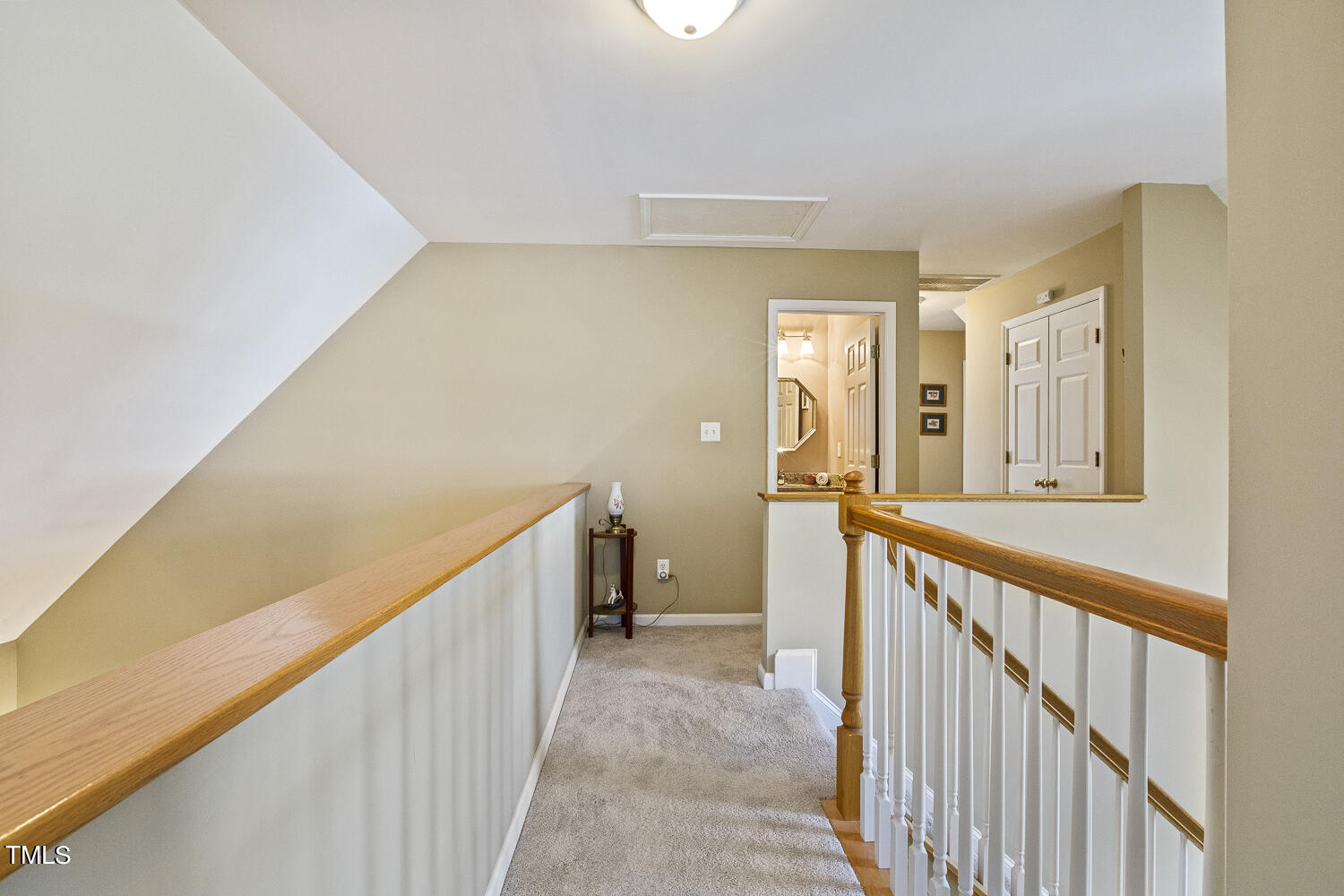 924 Glenmacie Drive 