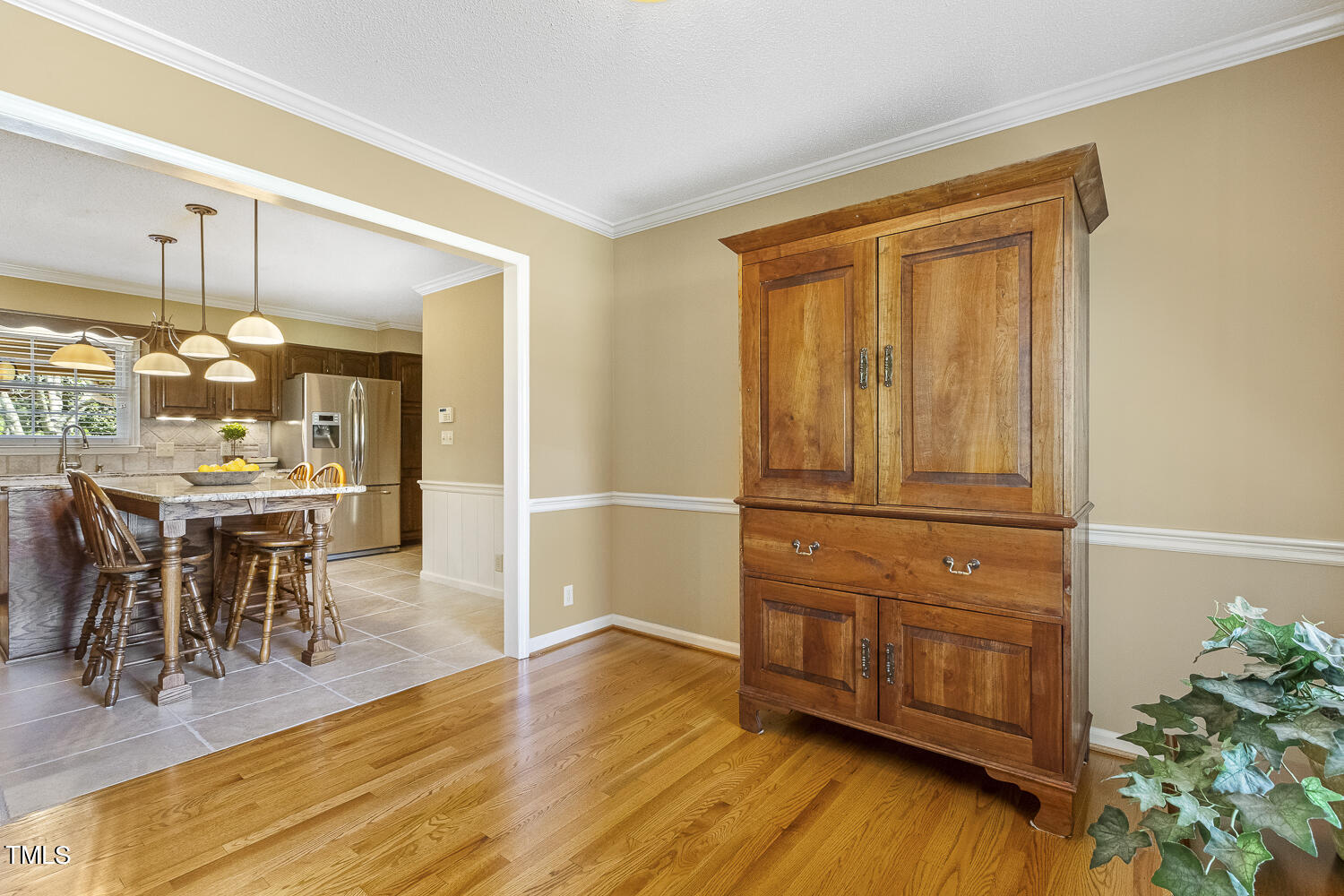 6585 Dwight Rowland Rd