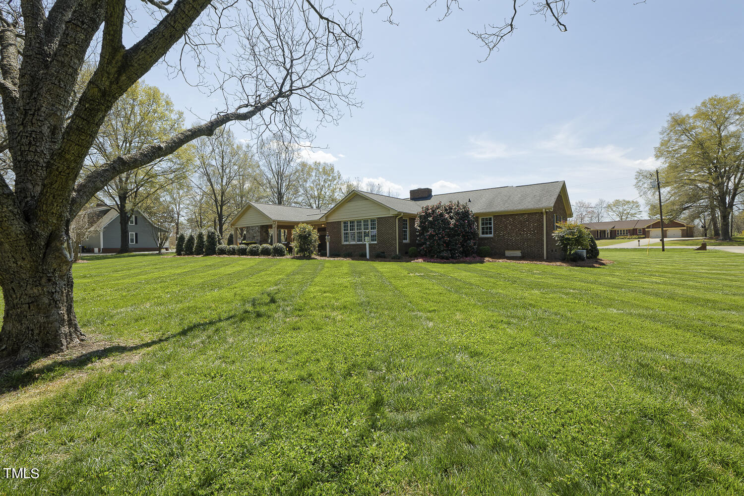 6585 Dwight Rowland Rd