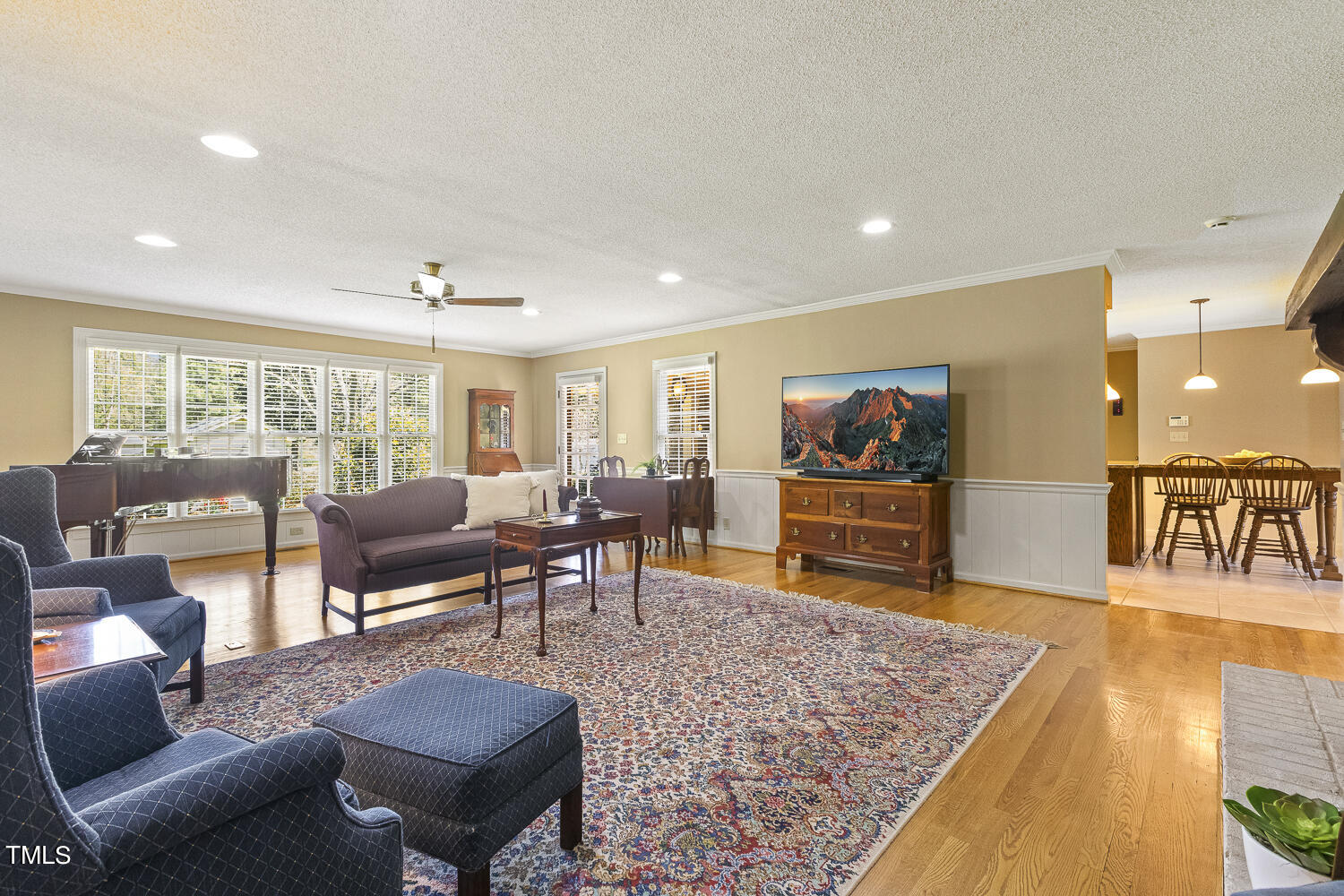 6585 Dwight Rowland Rd