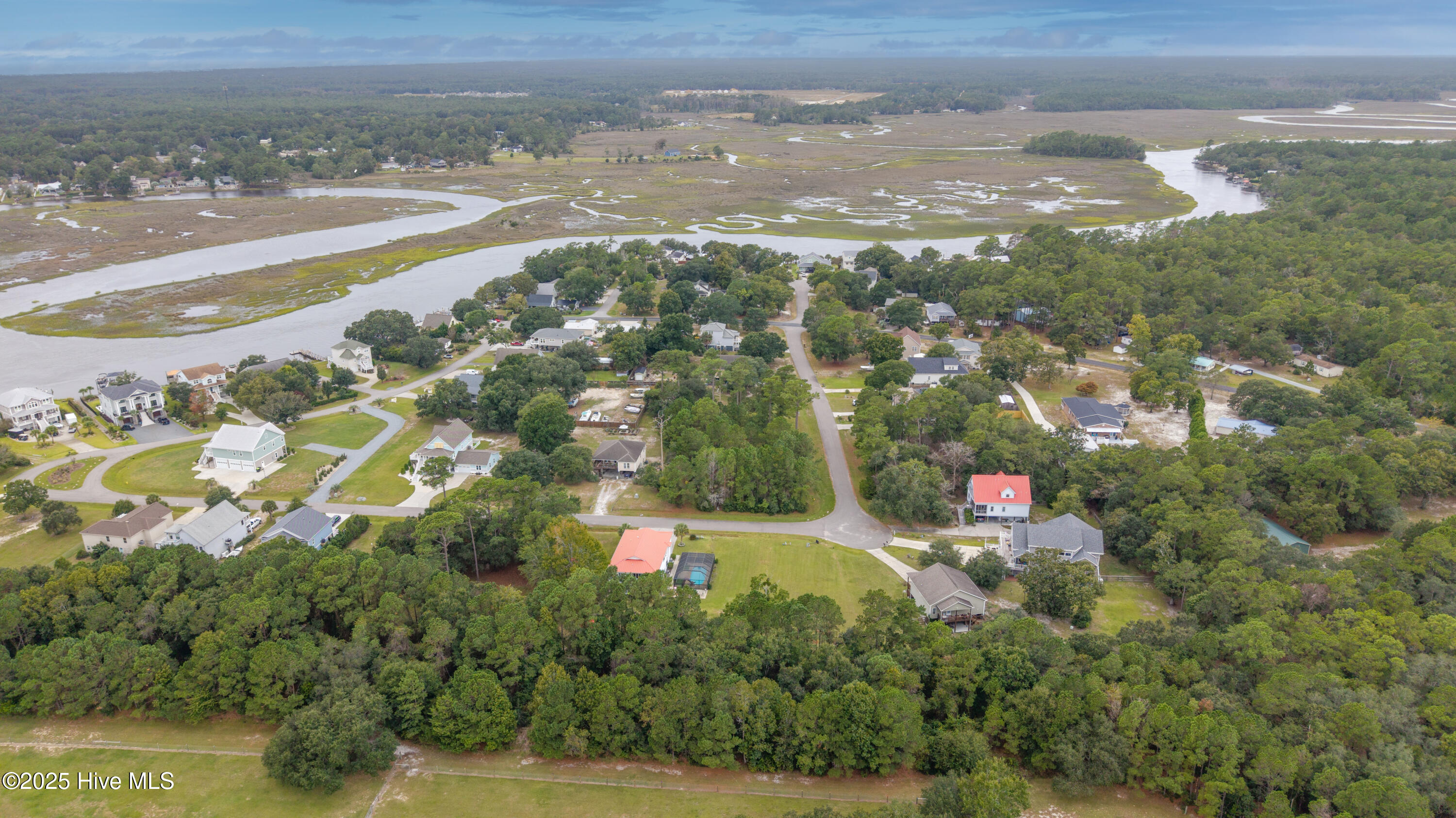 359 42 and 43 Hamilton Drive SE