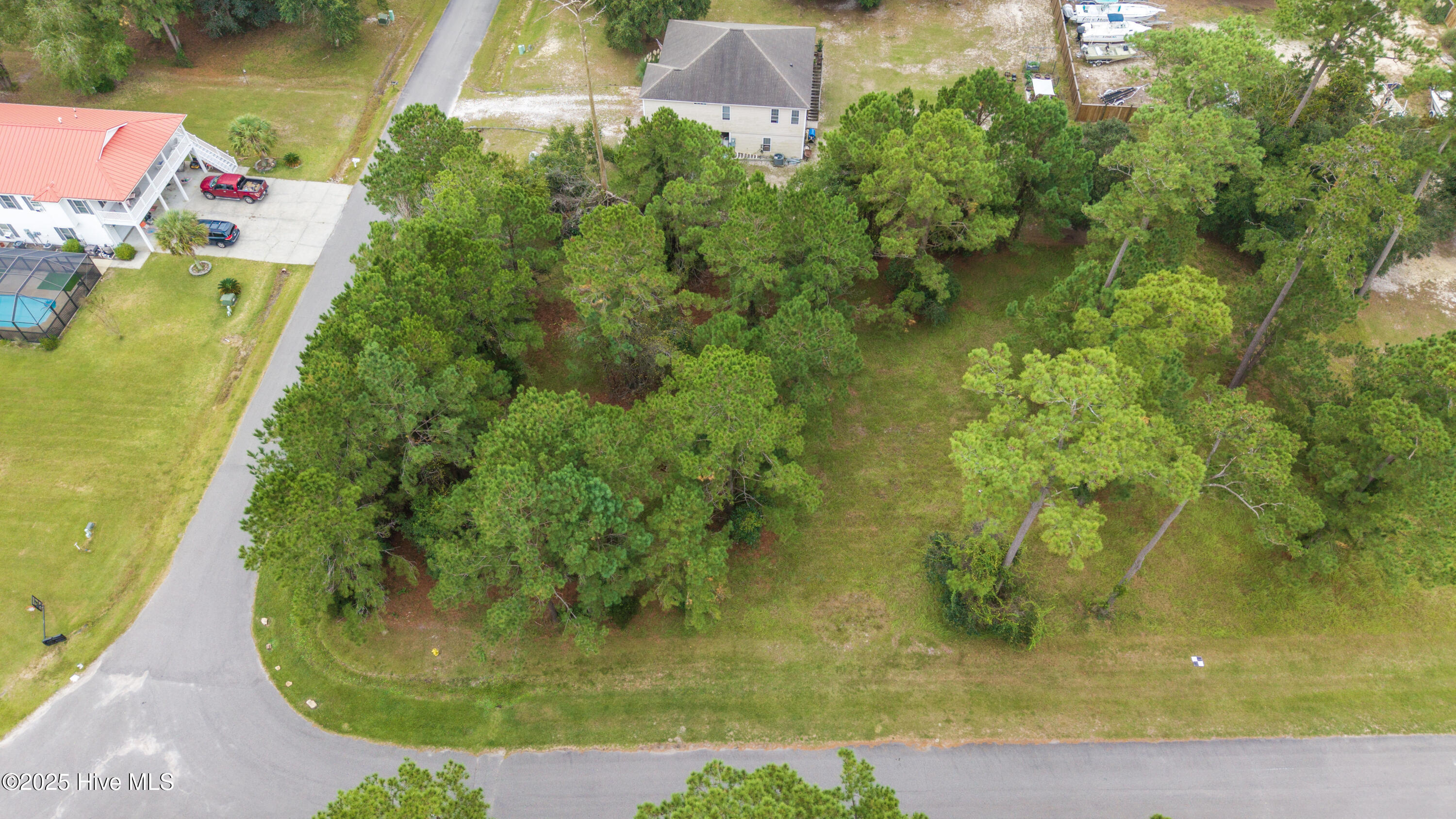 359 42 and 43 Hamilton Drive SE