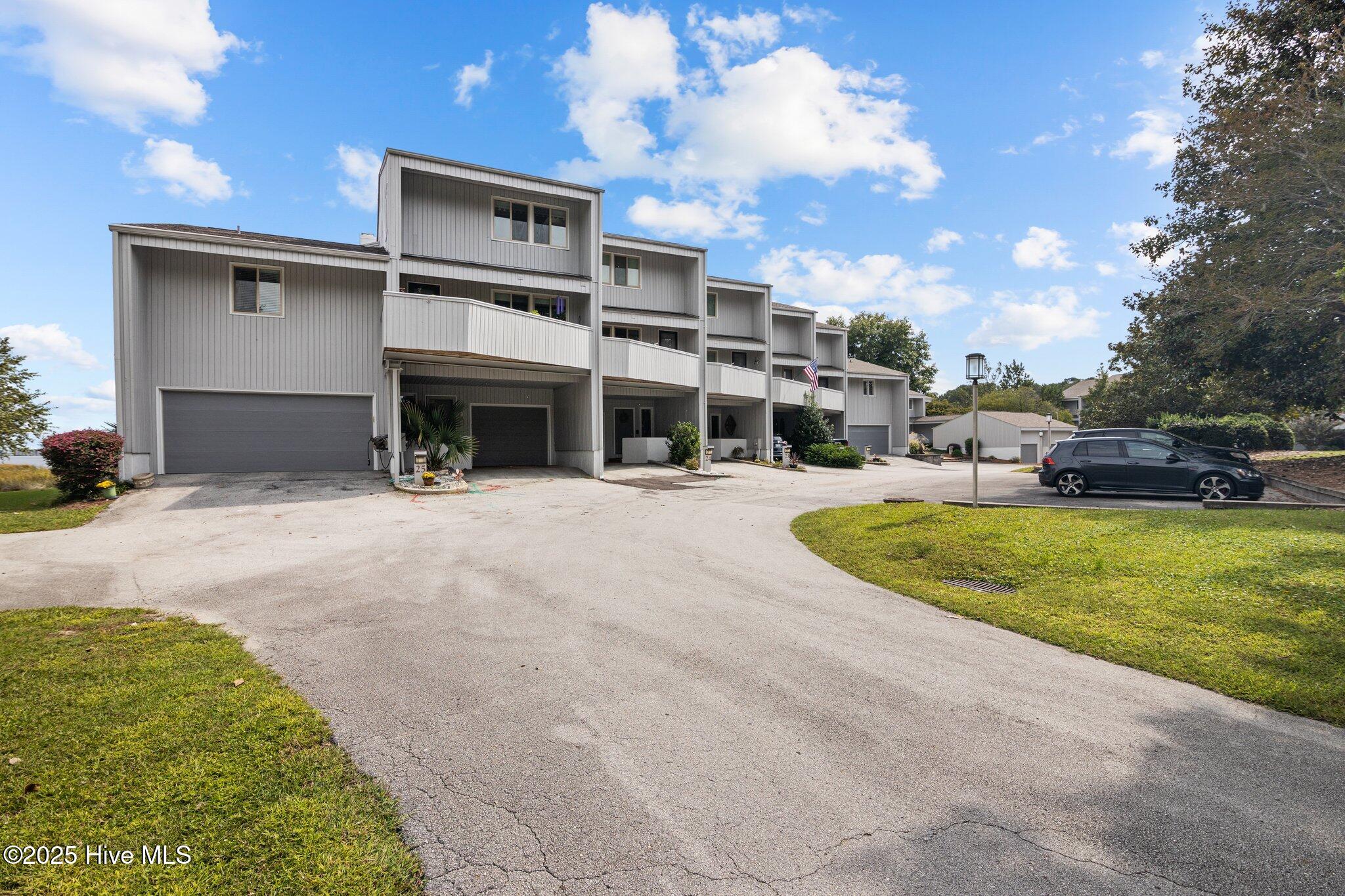 24 Batts Hill Road