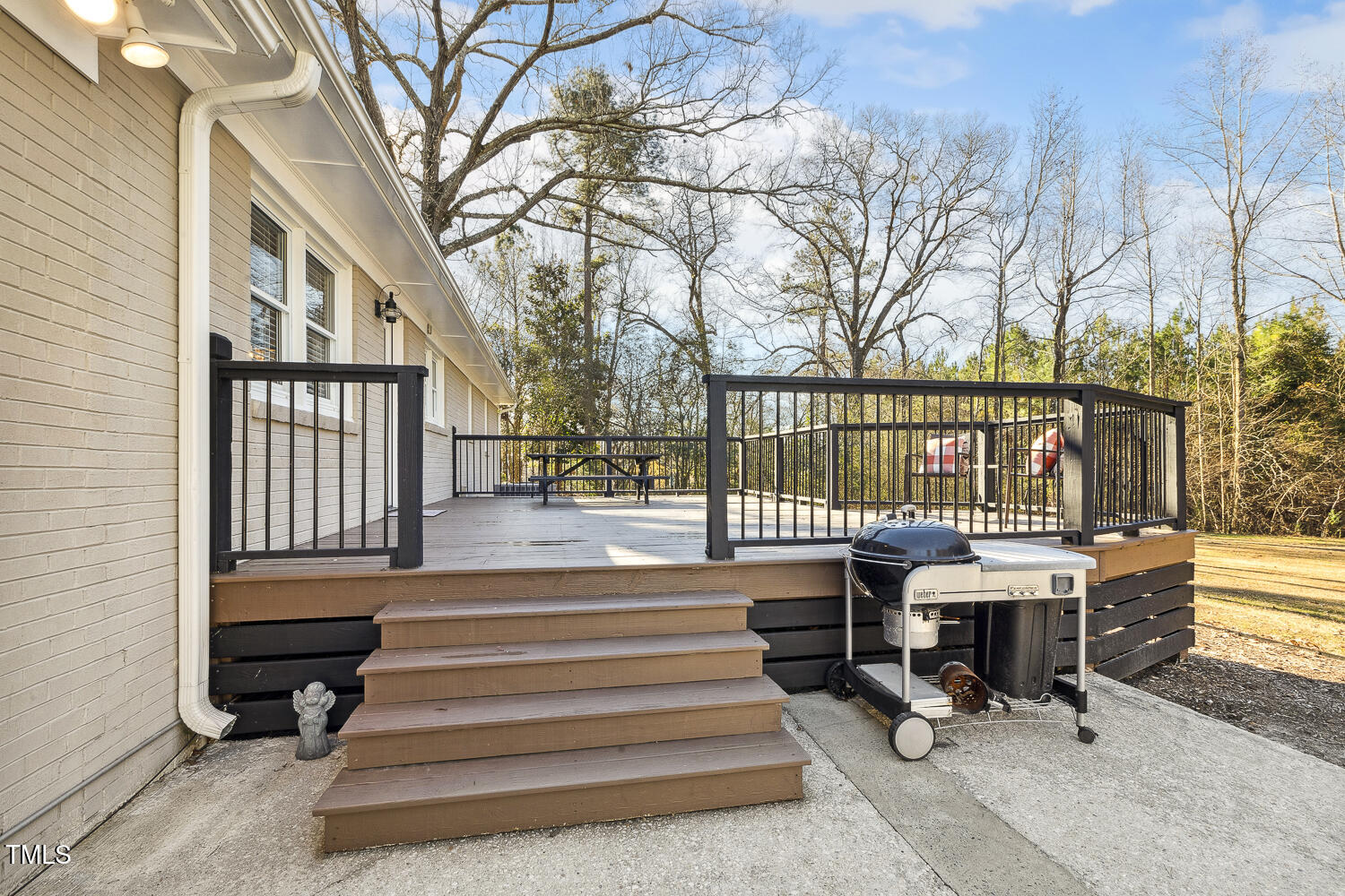 477 Avery Spence Road