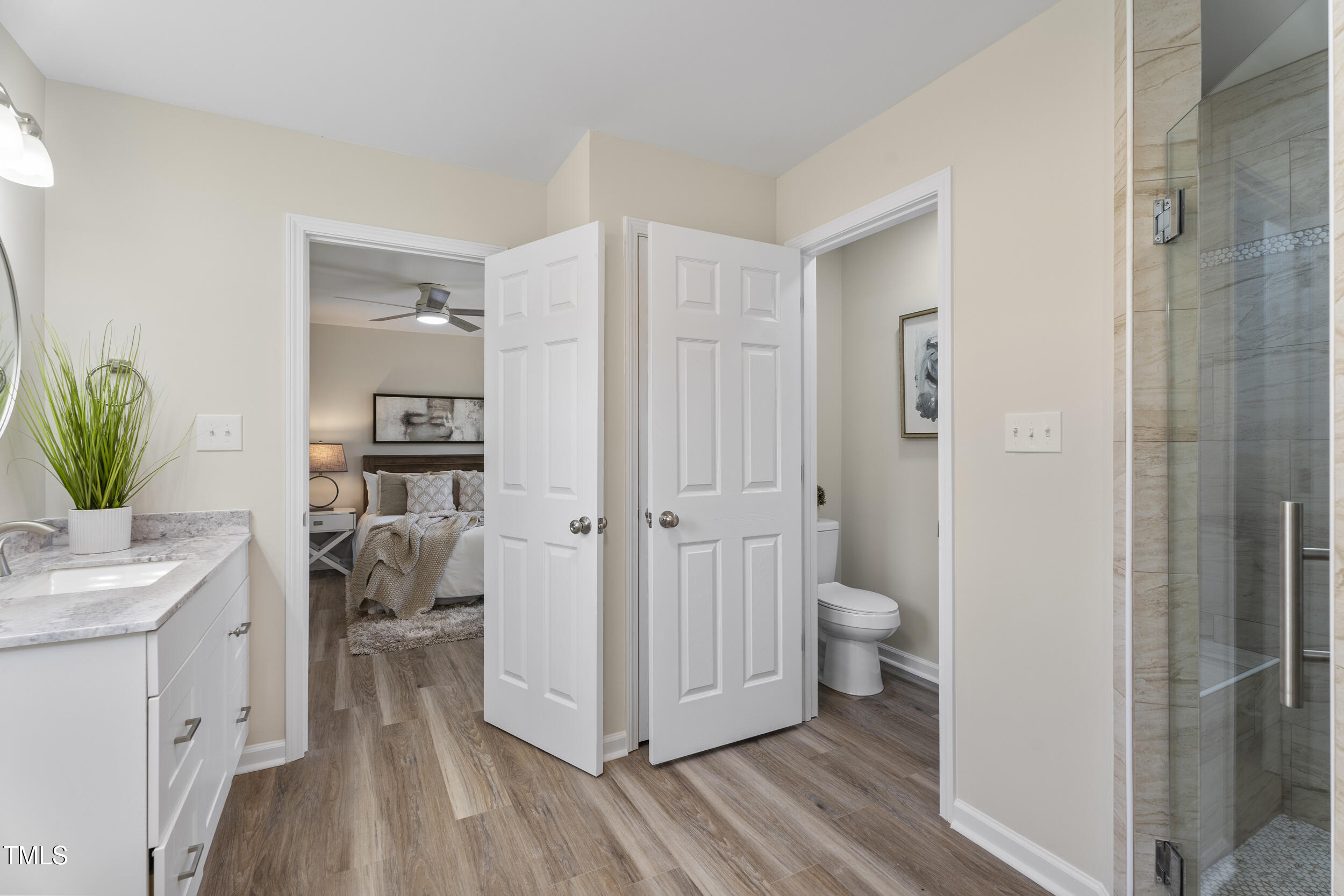 1309 N Holland Road