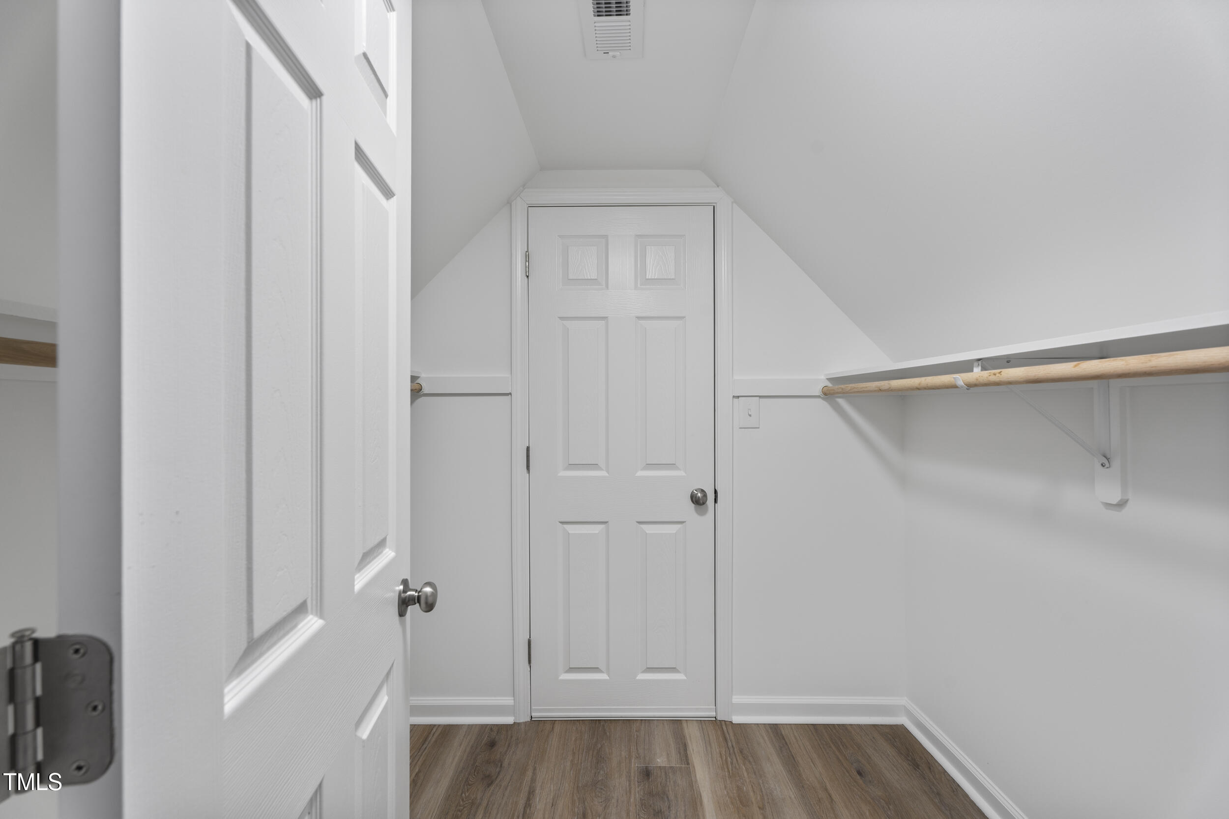 1309 N Holland Road