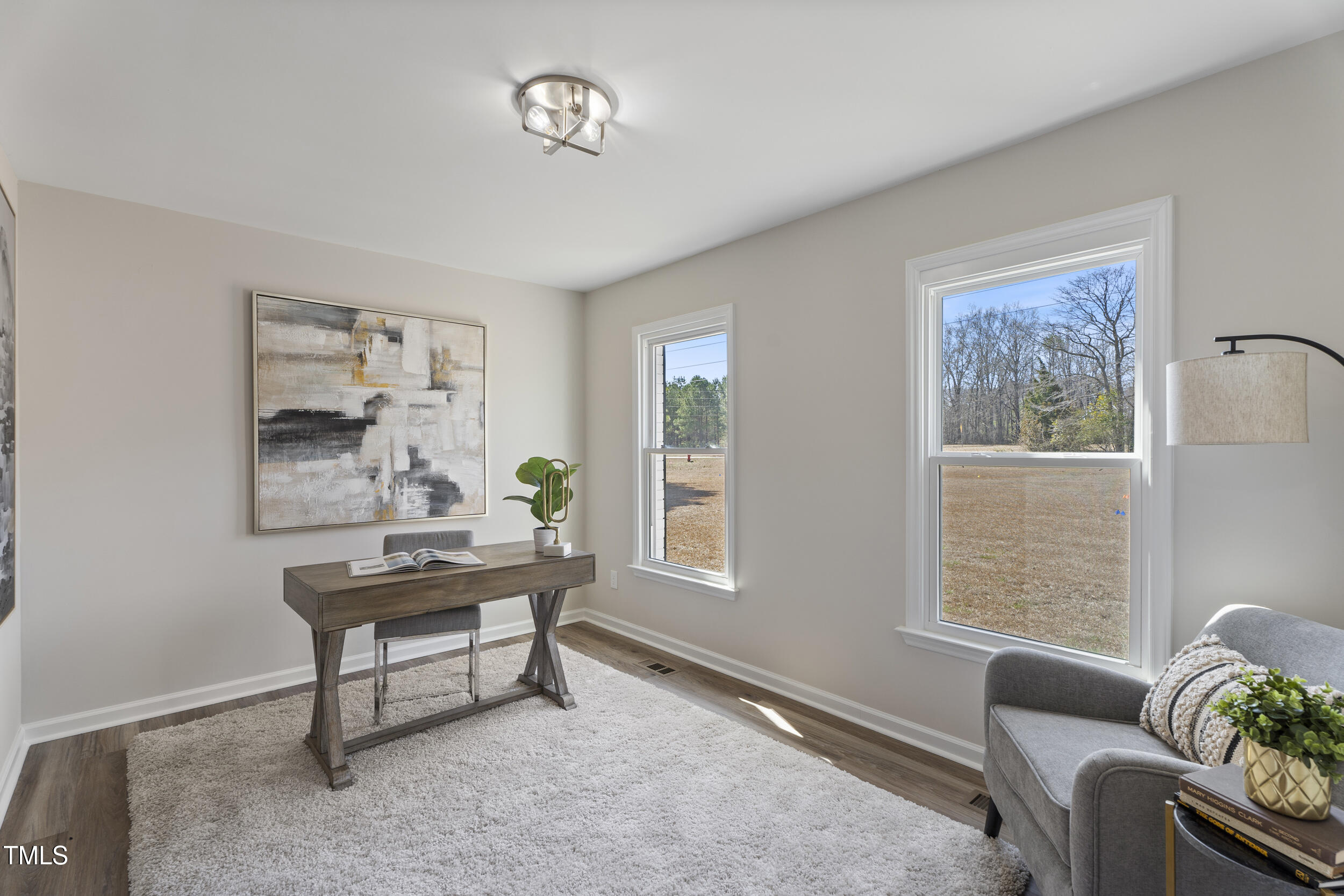1309 N Holland Road