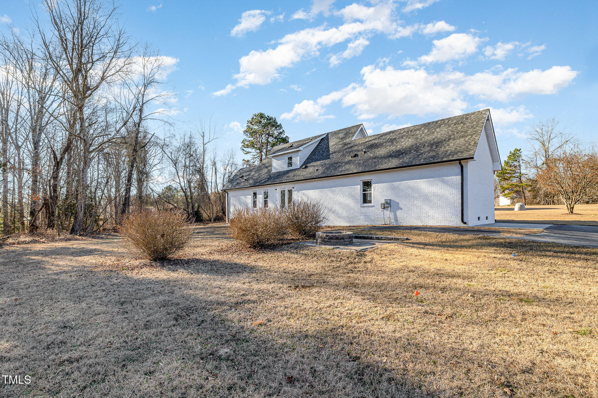 1309 N Holland Road