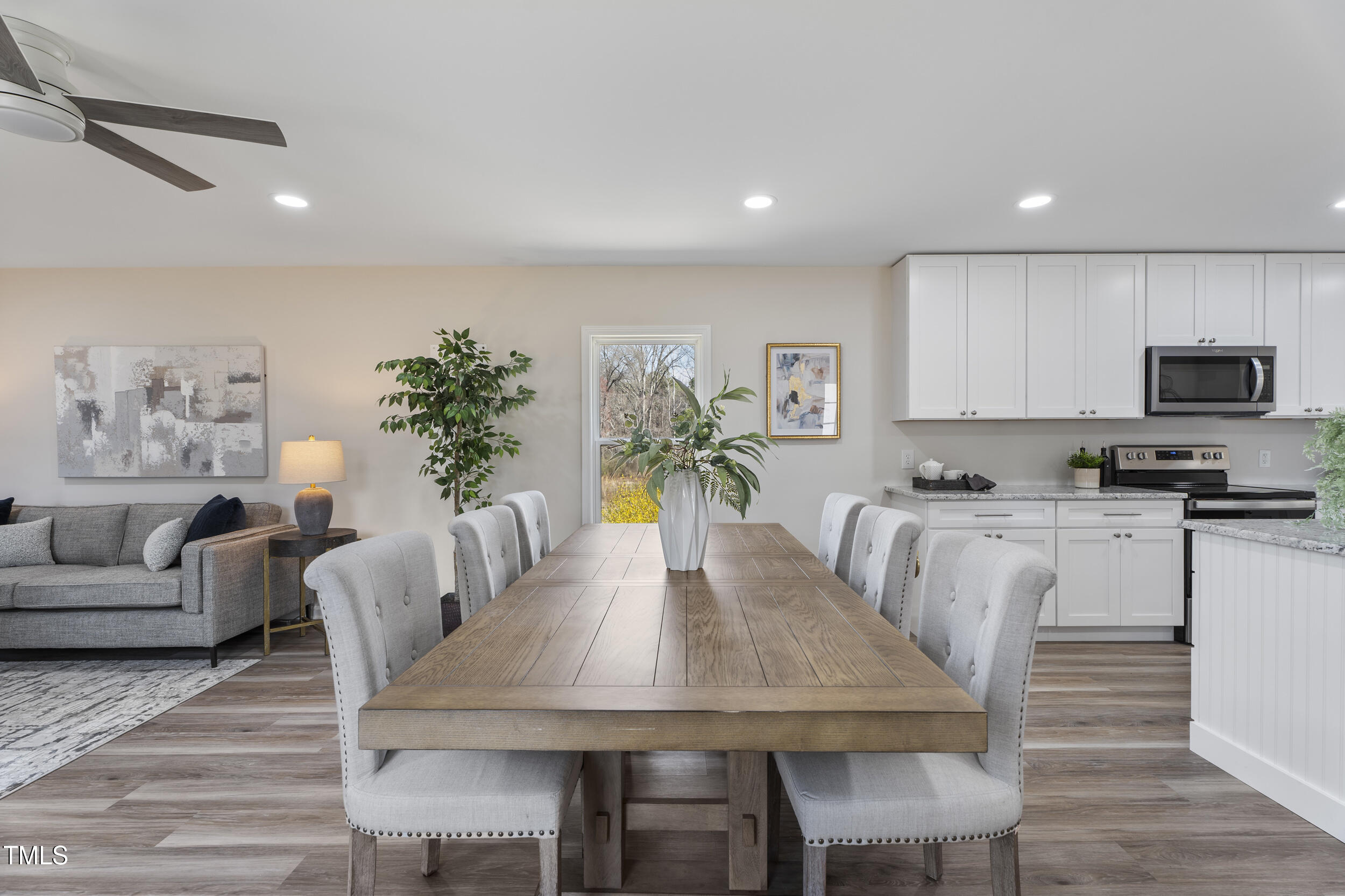 1309 N Holland Road
