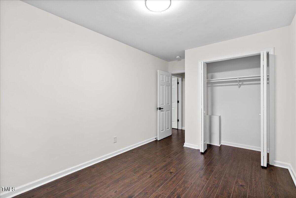 7725 Longstreet Drive