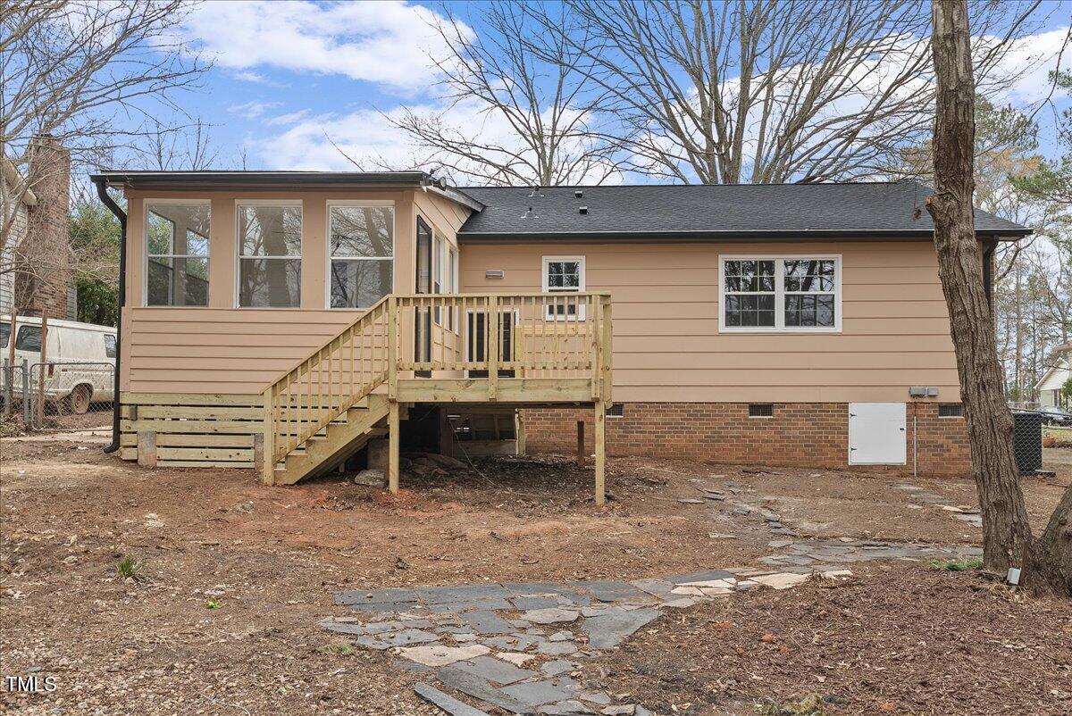 7725 Longstreet Drive