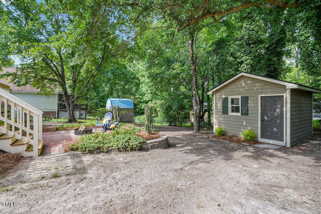847 E Maple Lane