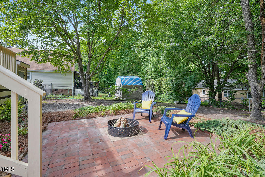 847 E Maple Lane