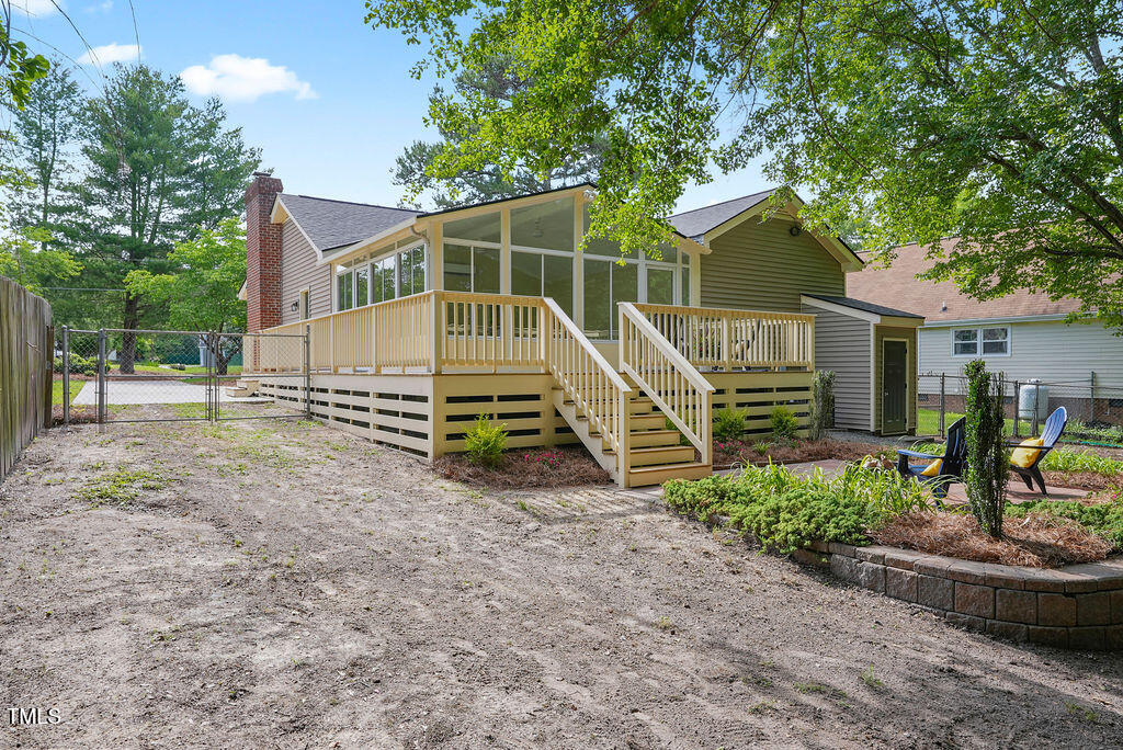 847 E Maple Lane