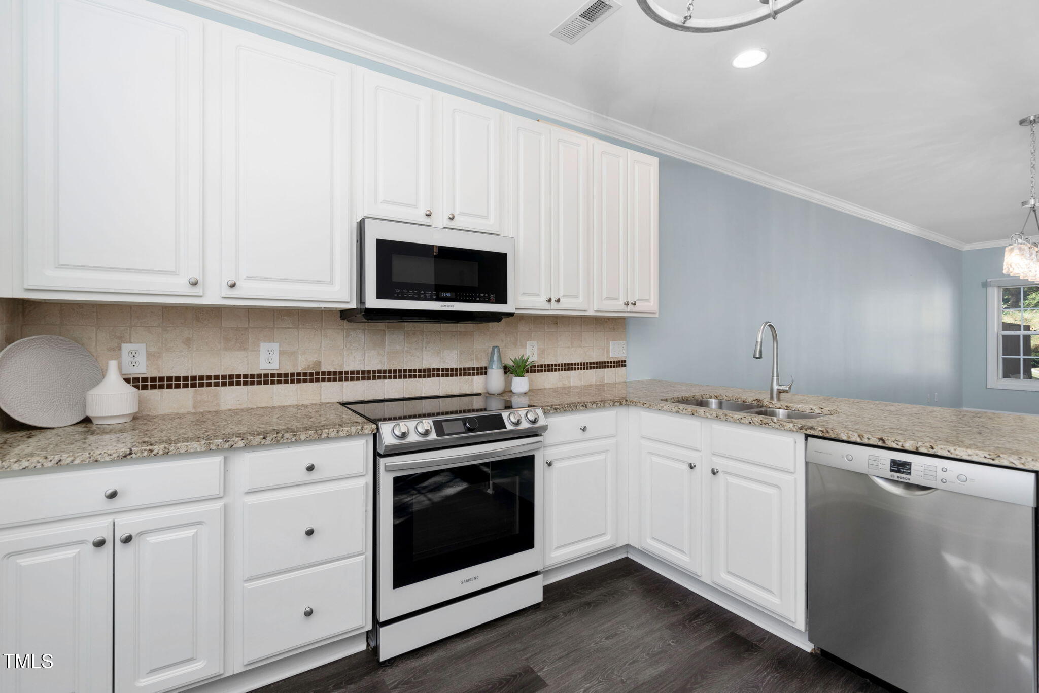 2106 White Pond Court