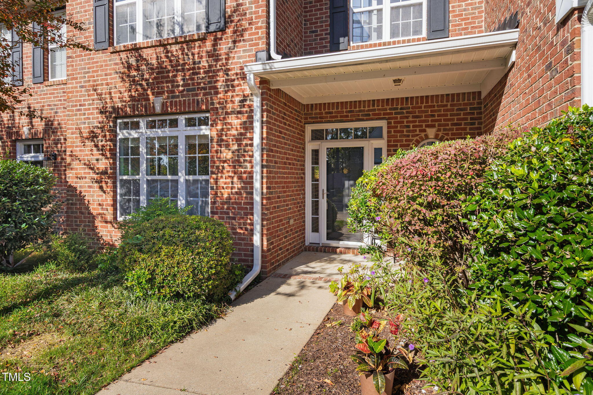 2106 White Pond Court