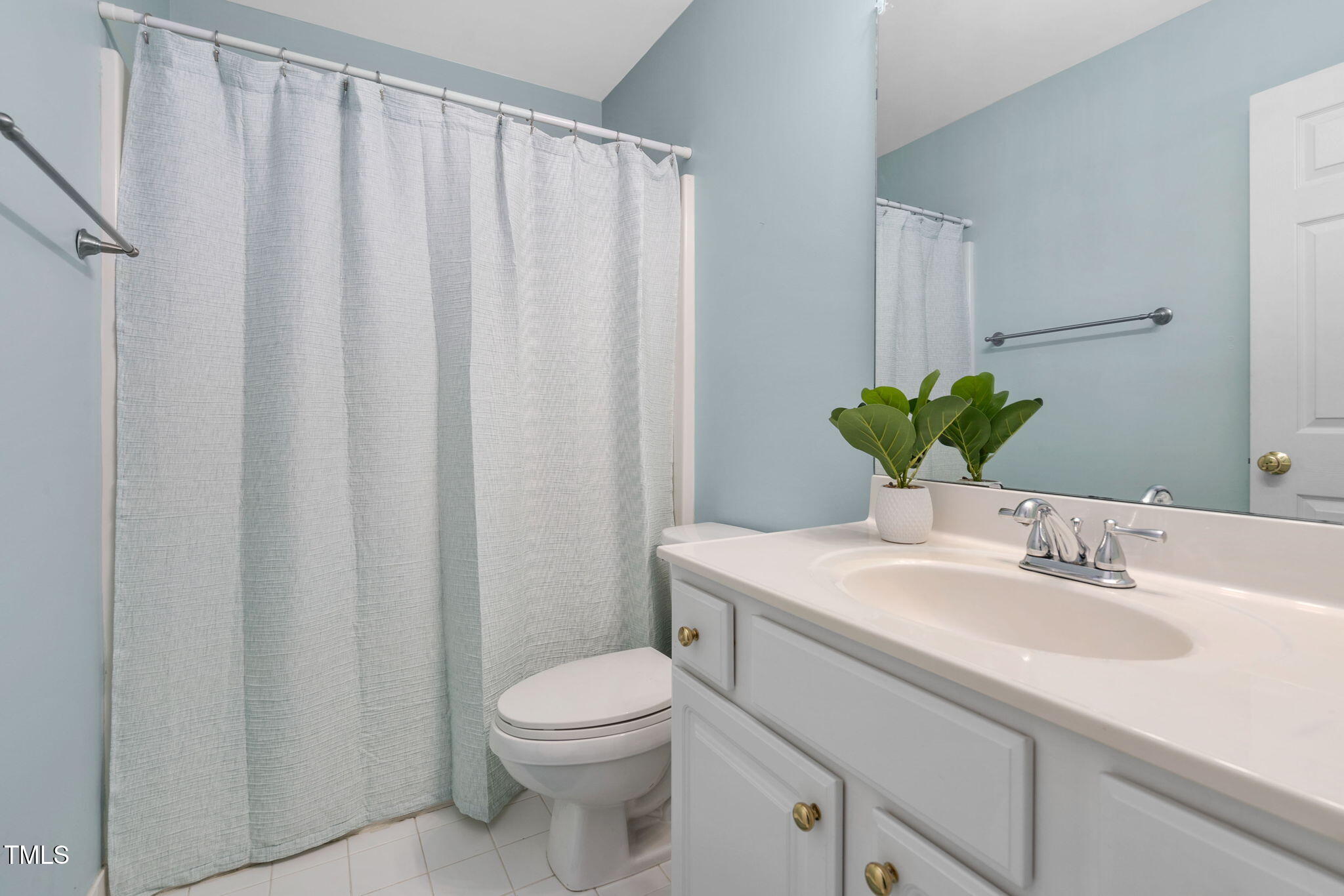 2106 White Pond Court